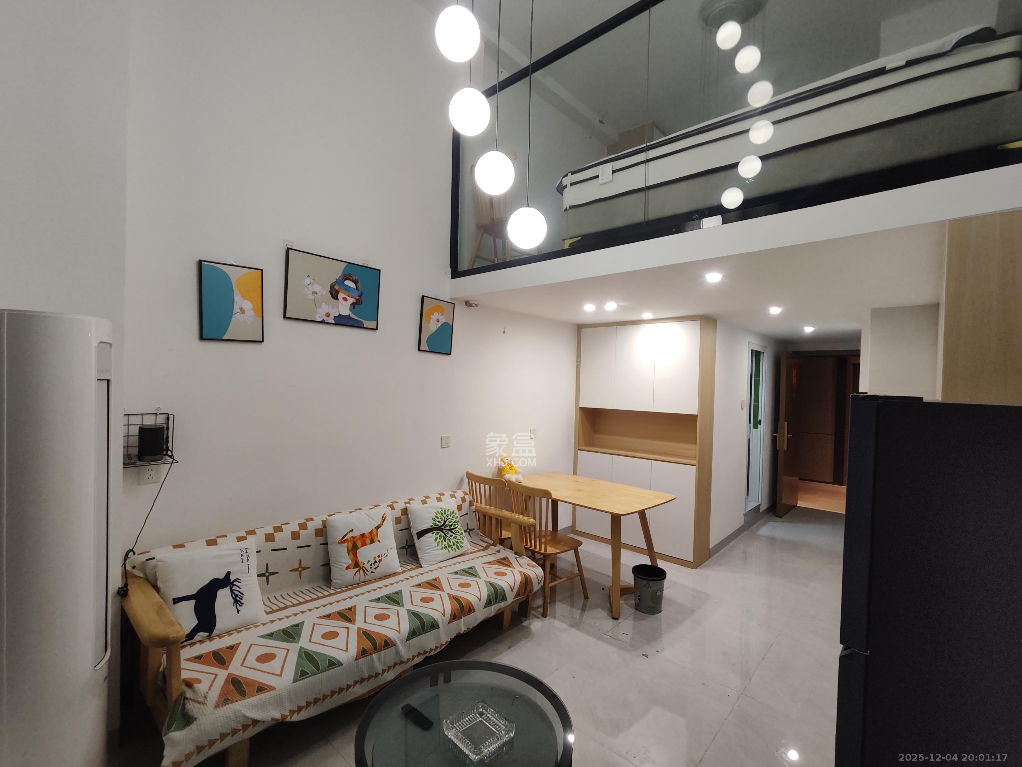 时代MOMA云PARK  1室1厅1卫    2400.0元/月室内图