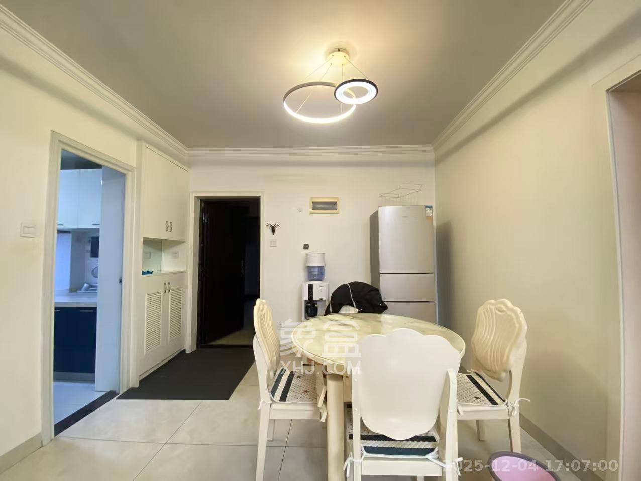 丽发新城 2室2厅1卫 2000.0元/月 丽发新城 2室2厅1卫 2000.0元/月室内图