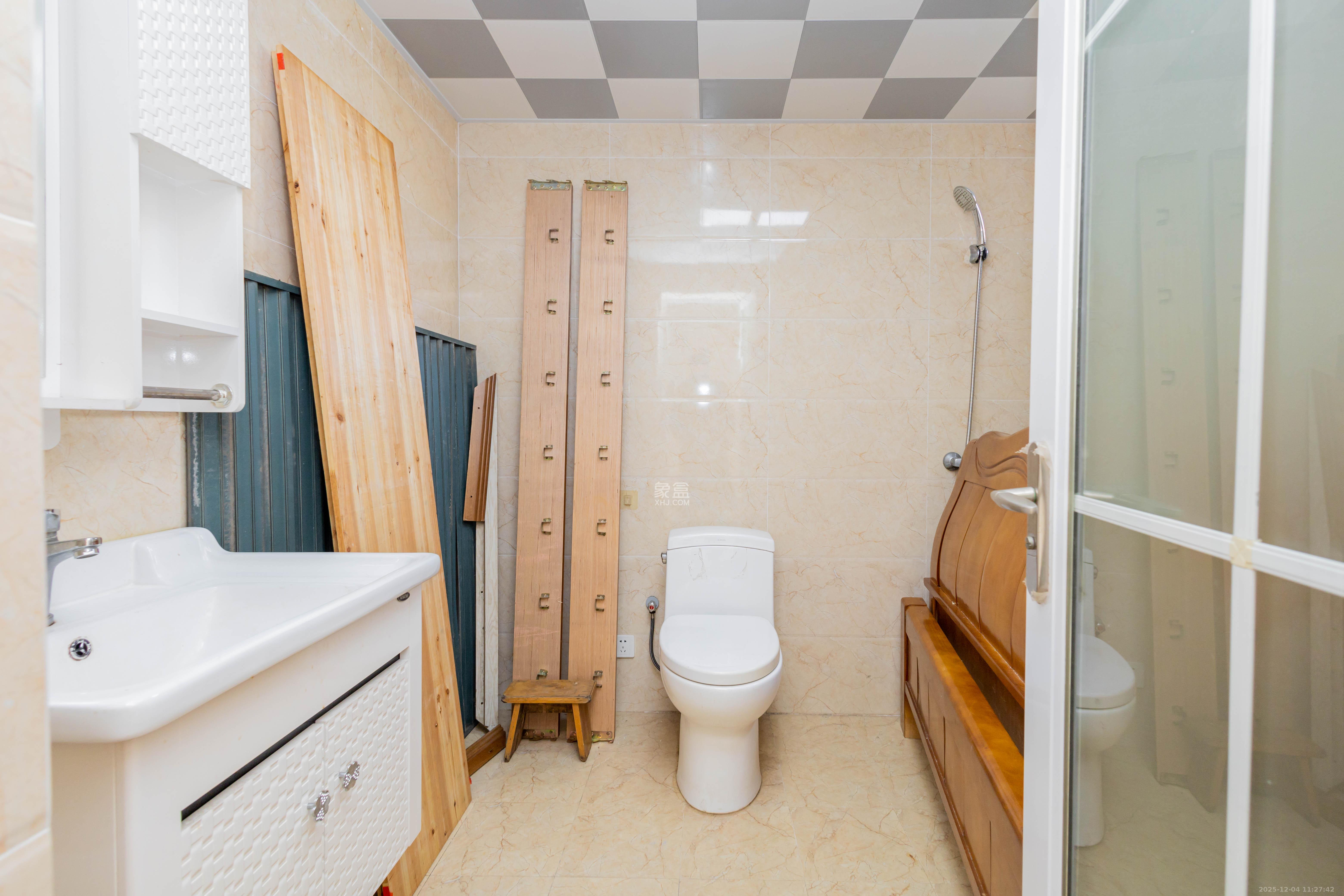 东业早安星城  3室2厅2卫    66.8万卫生间