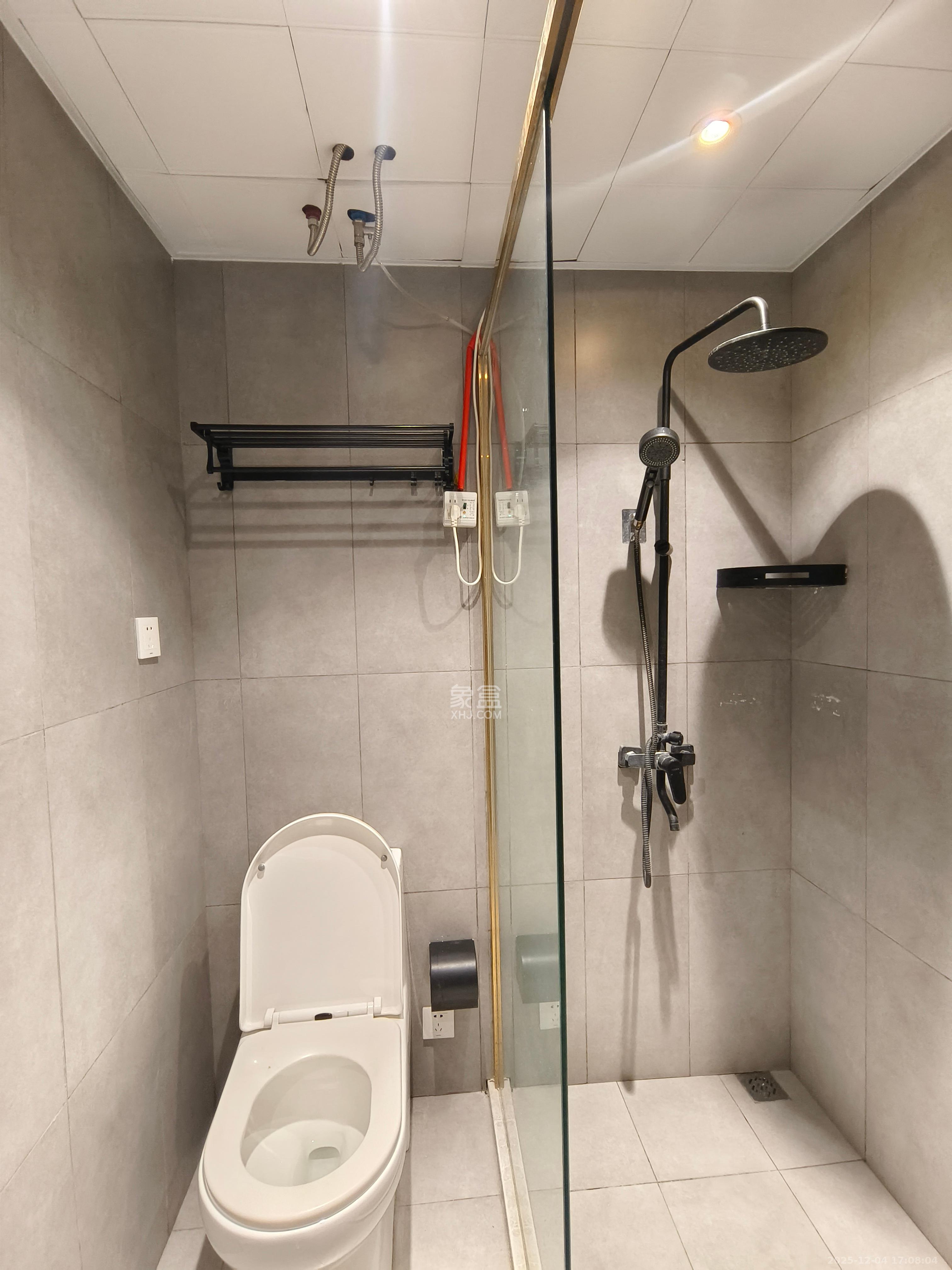 明发国际城  1室1厅1卫    1200.0元/月室内图