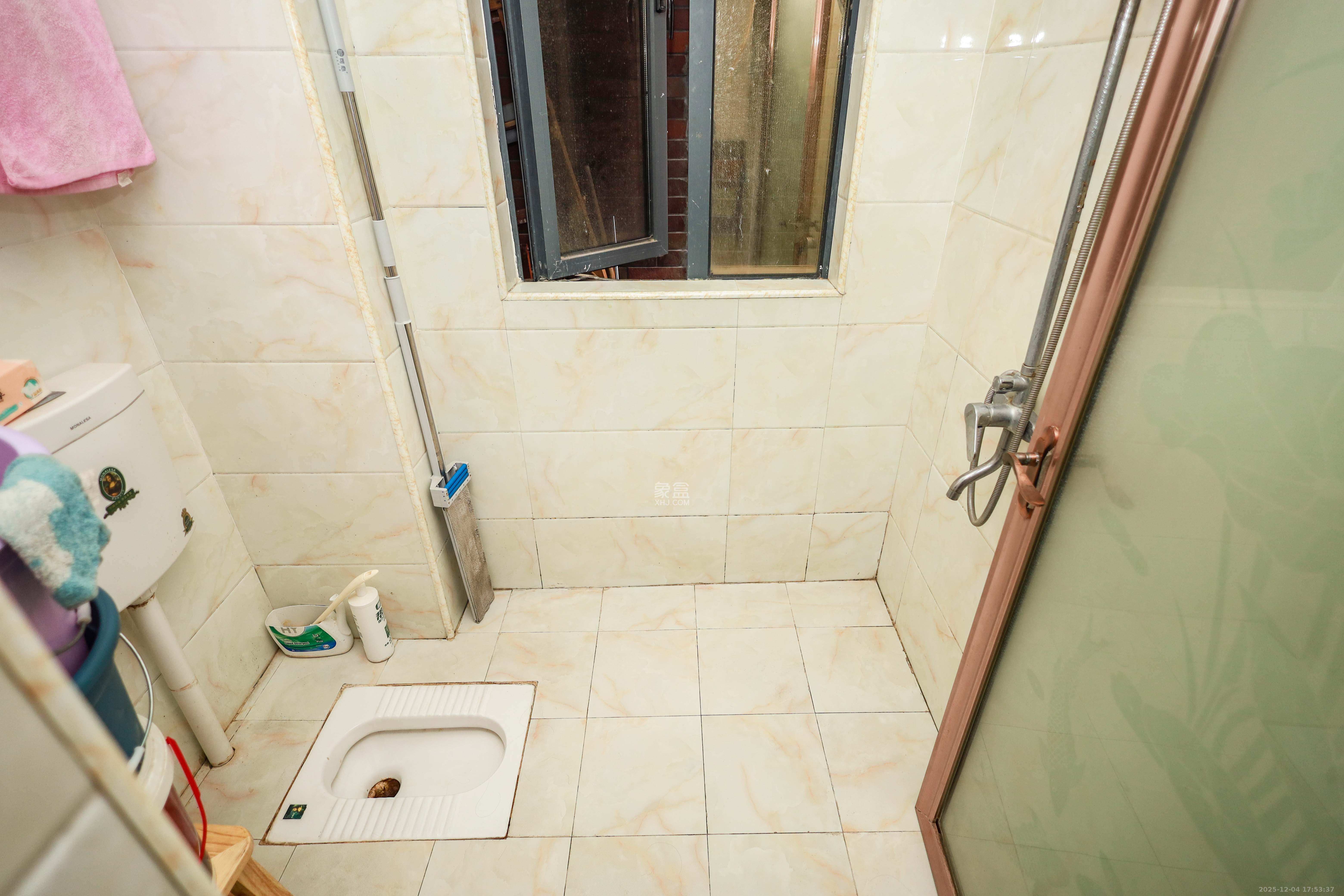 广泰锦苑  3室2厅1卫    88.0万卫生间