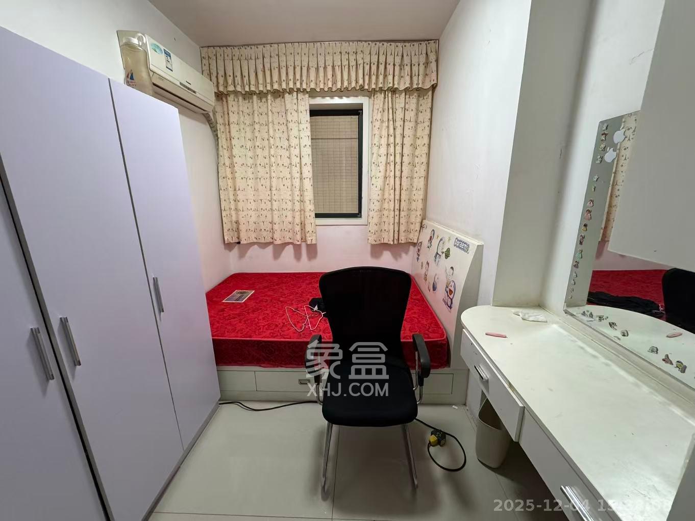 保利花园 3室1厅1卫 2000.0元/月 保利花园 3室1厅1卫 2000.0元/月室内图