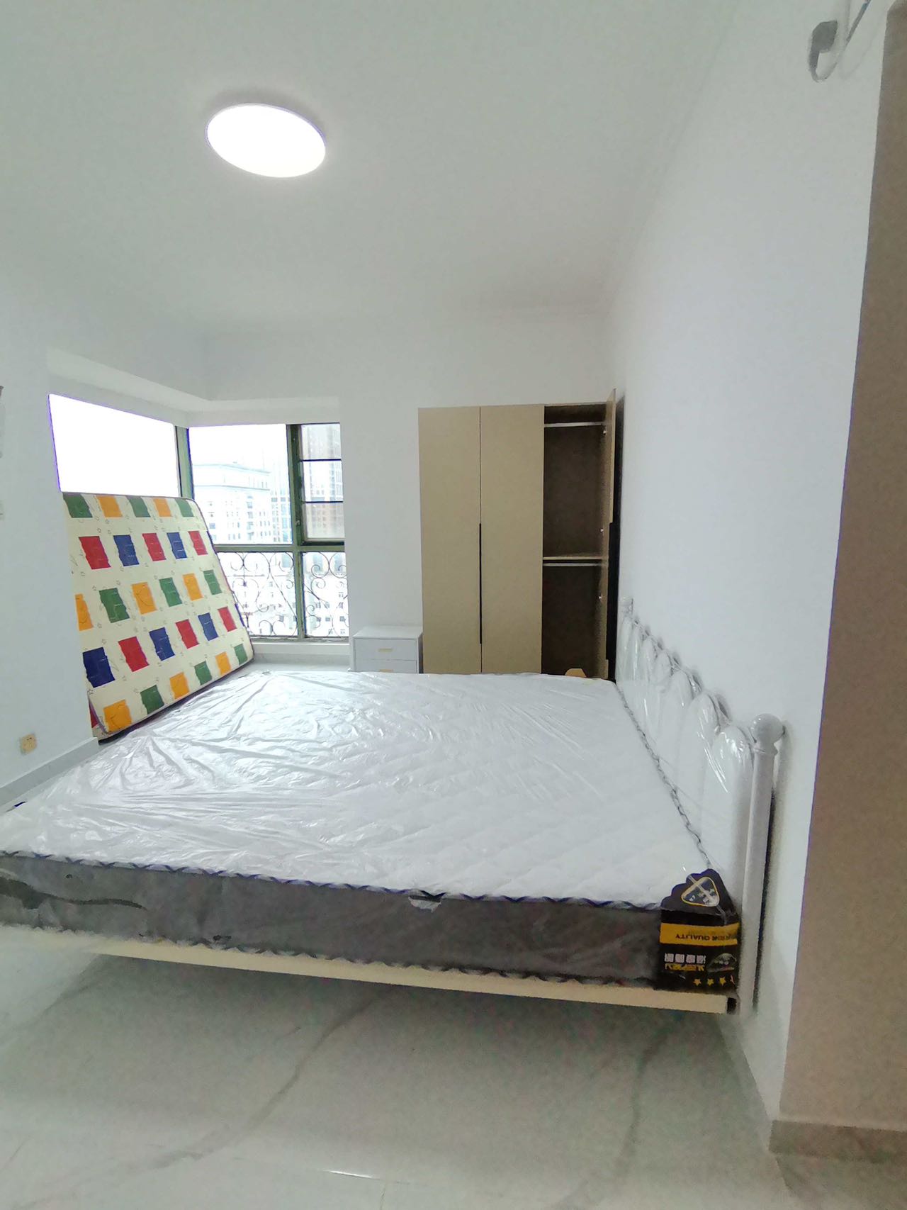 置地花园 3室2厅1卫 3000.0元/月 置地花园 3室2厅1卫 3000.0元/月室内图