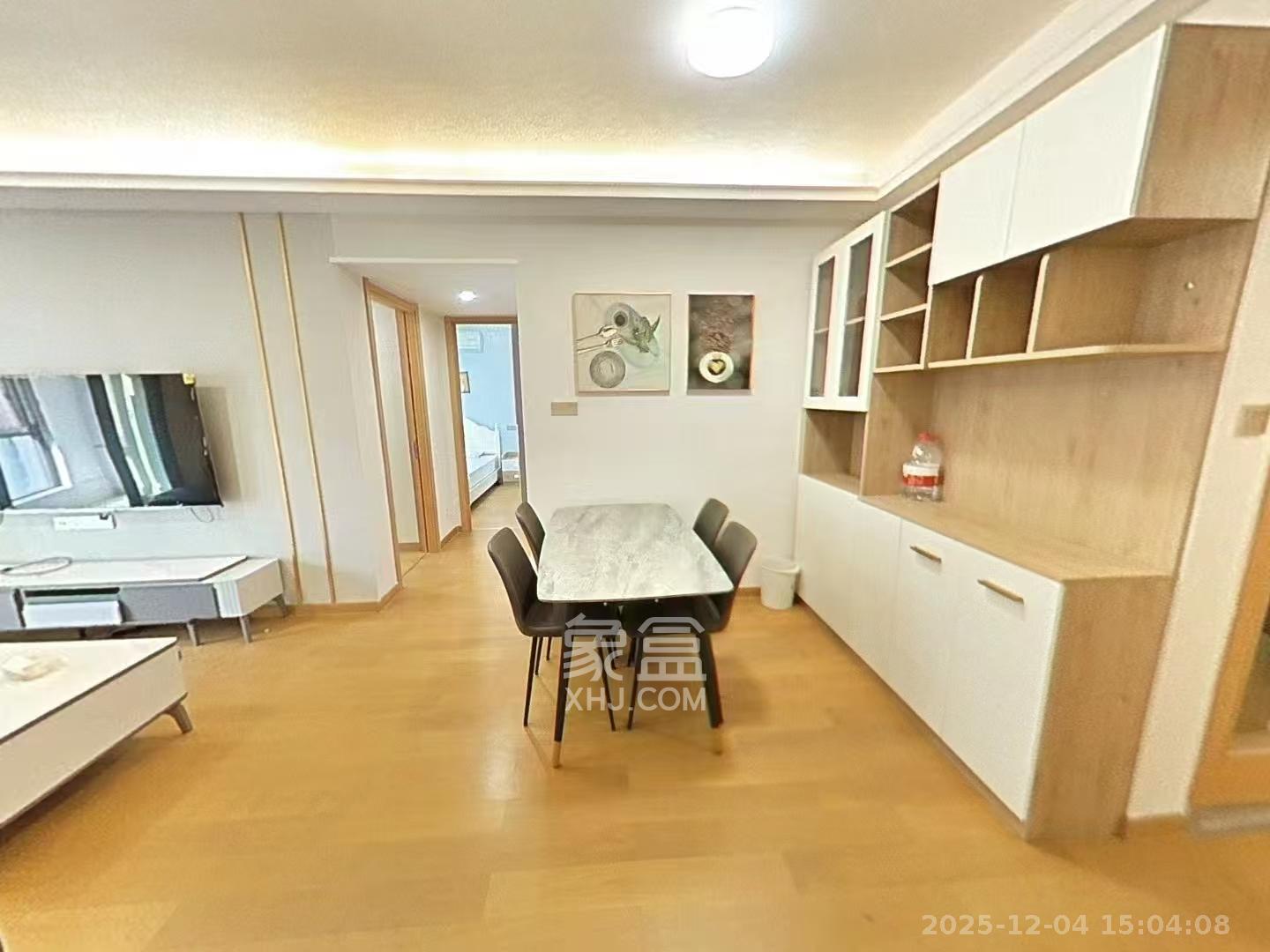 阳光城尚东湾青柠园  3室2厅1卫    2600.0元/月