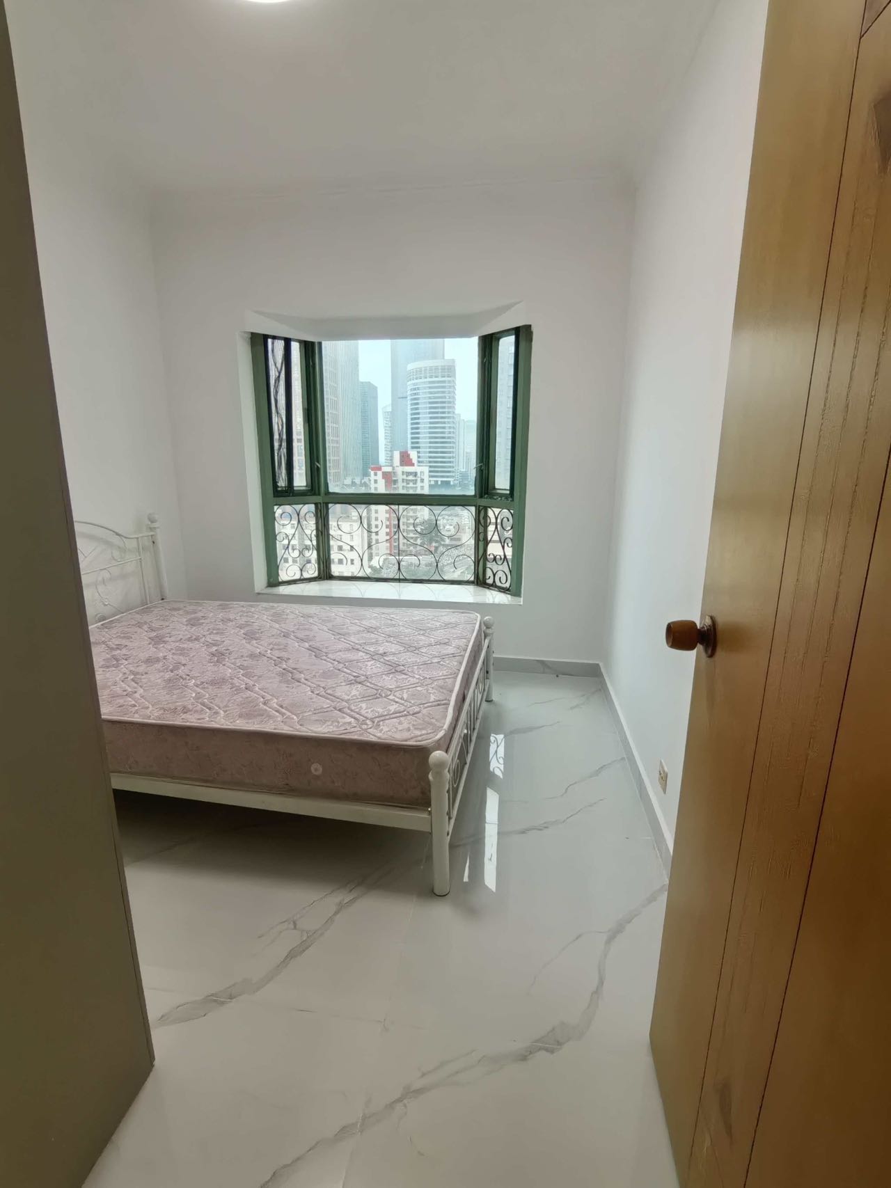 置地花园 3室2厅1卫 3000.0元/月 置地花园 3室2厅1卫 3000.0元/月室内图