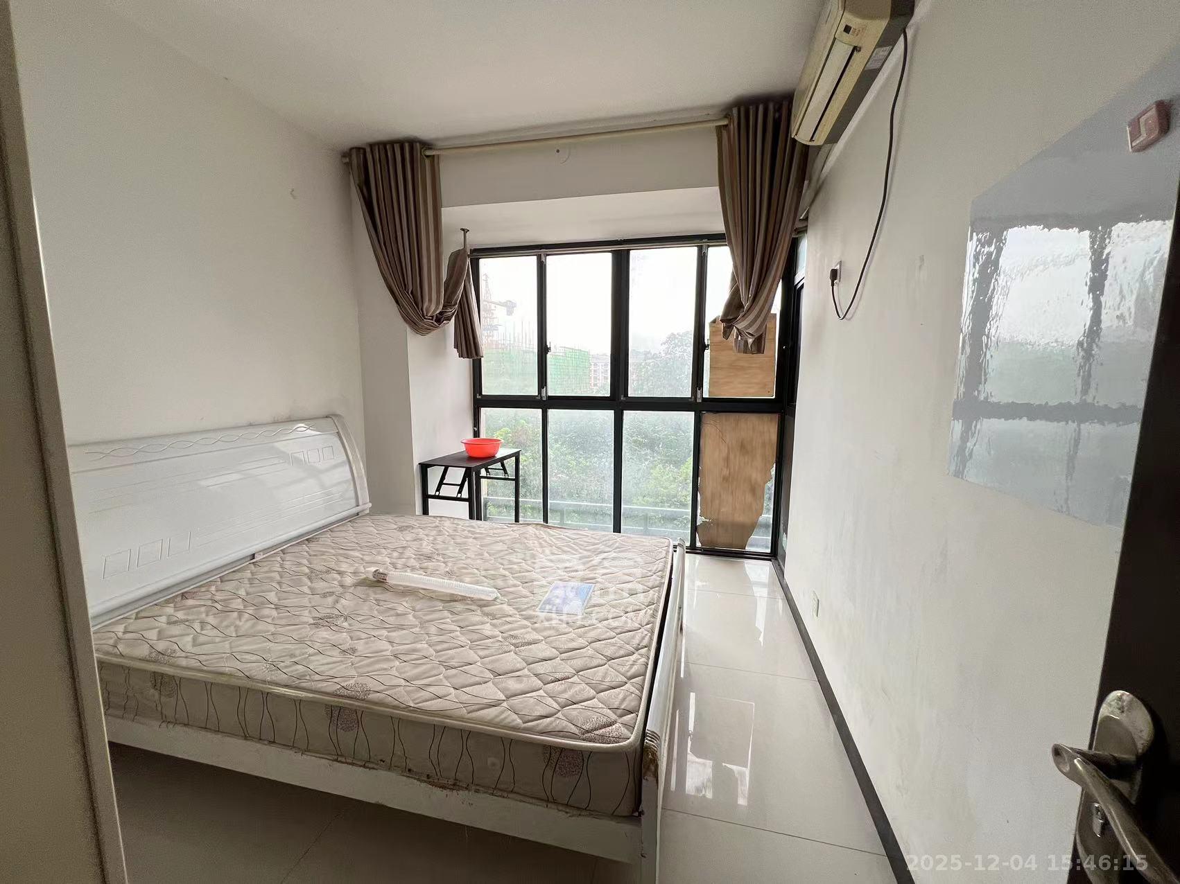 百纳广场（百纳公寓）  2室2厅1卫    2100.0元/月室内图