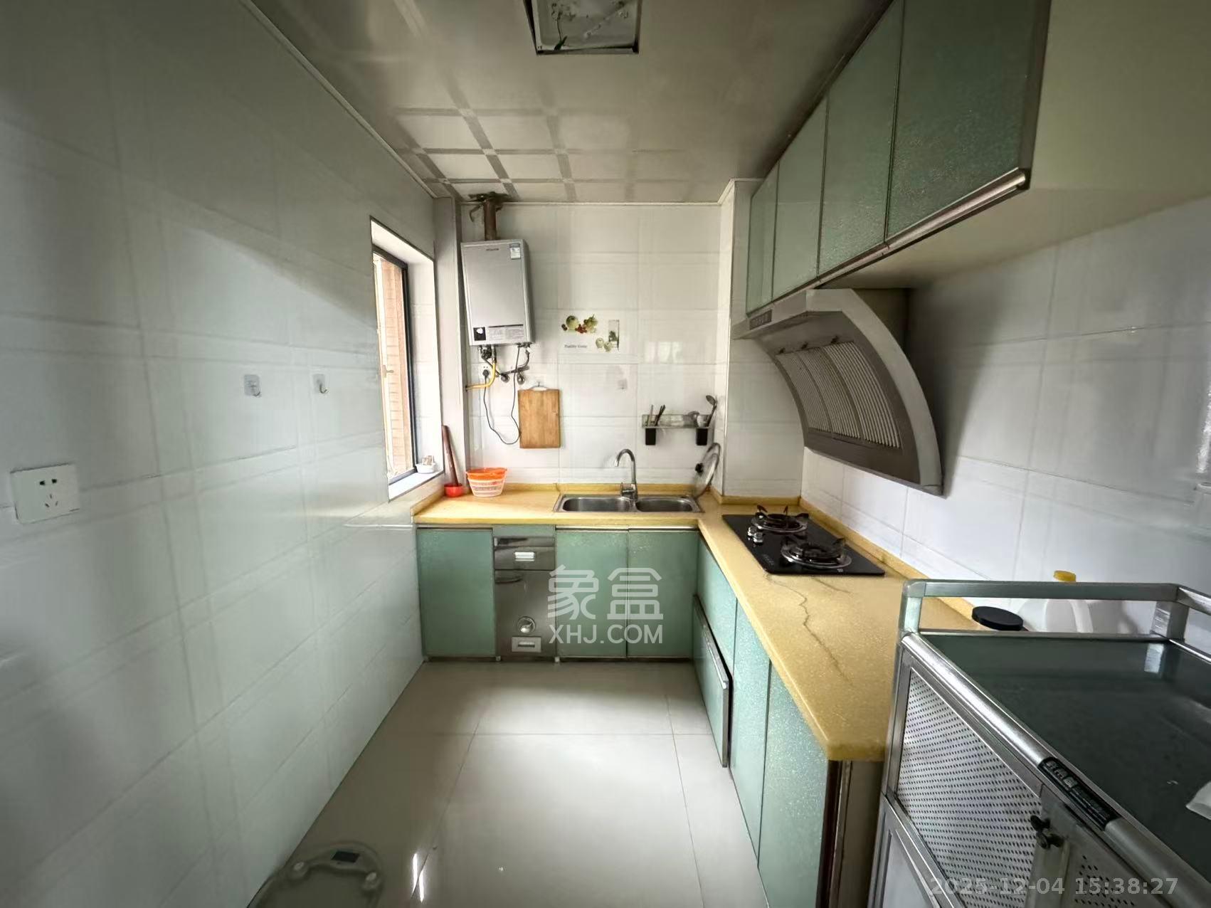 保利花园 3室1厅1卫 2000.0元/月 保利花园 3室1厅1卫 2000.0元/月室内图