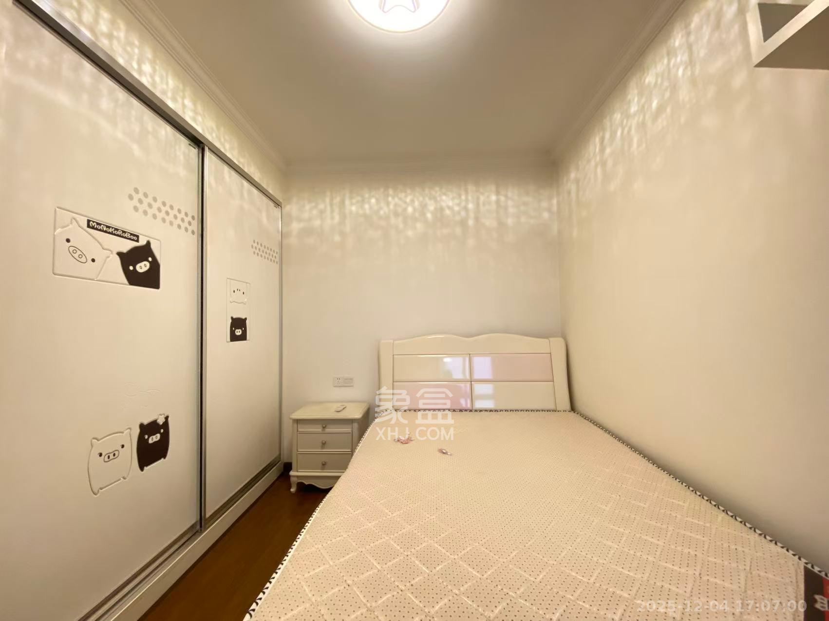 丽发新城 2室2厅1卫 2000.0元/月 丽发新城 2室2厅1卫 2000.0元/月室内图