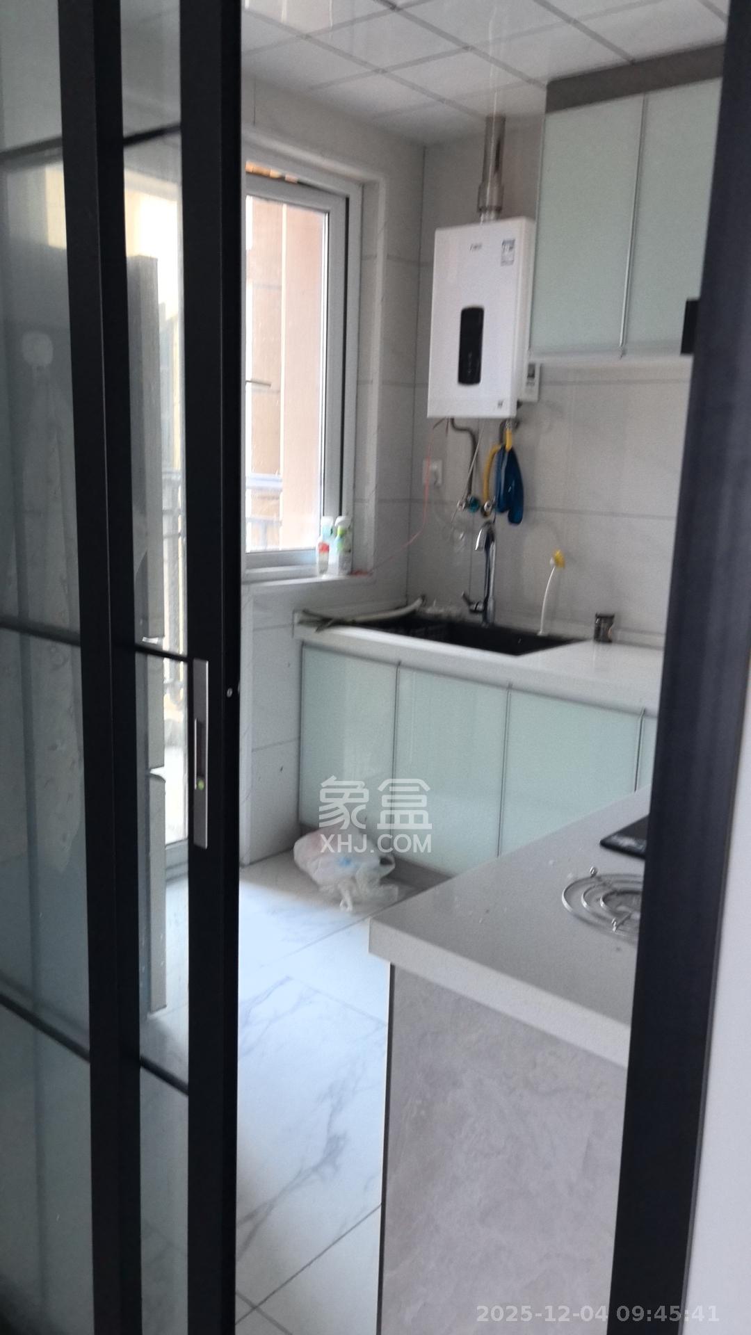 保利香槟国际 3室2厅2卫 2000.0元/月 保利香槟国际 3室2厅2卫 2000.0元/月室内图