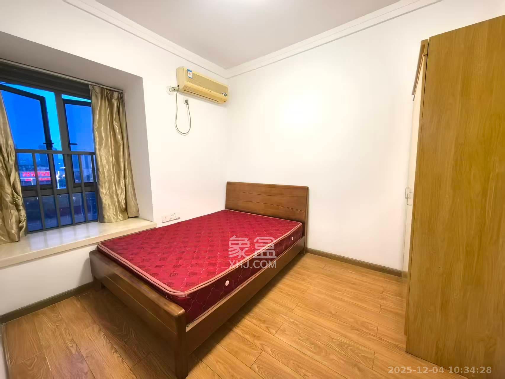 珠江花城三期锦鲤 2室2厅1卫 2000.0元/月 珠江花城三期锦鲤 2室2厅1卫 2000.0元/月室内图