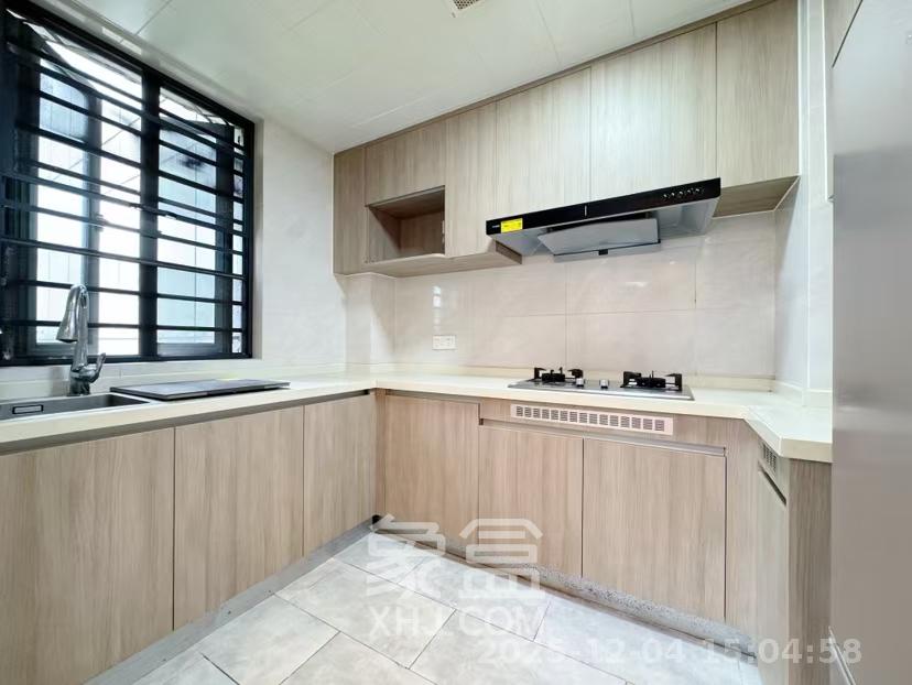 清控湖山雅居北区 4室2厅2卫 3000.0元/月 清控湖山雅居北区 4室2厅2卫 3000.0元/月室内图