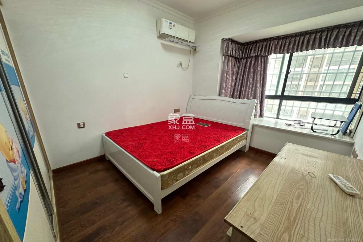 山水新城 2室2厅1卫 1700.0元/月 山水新城 2室2厅1卫 1700.0元/月室内图