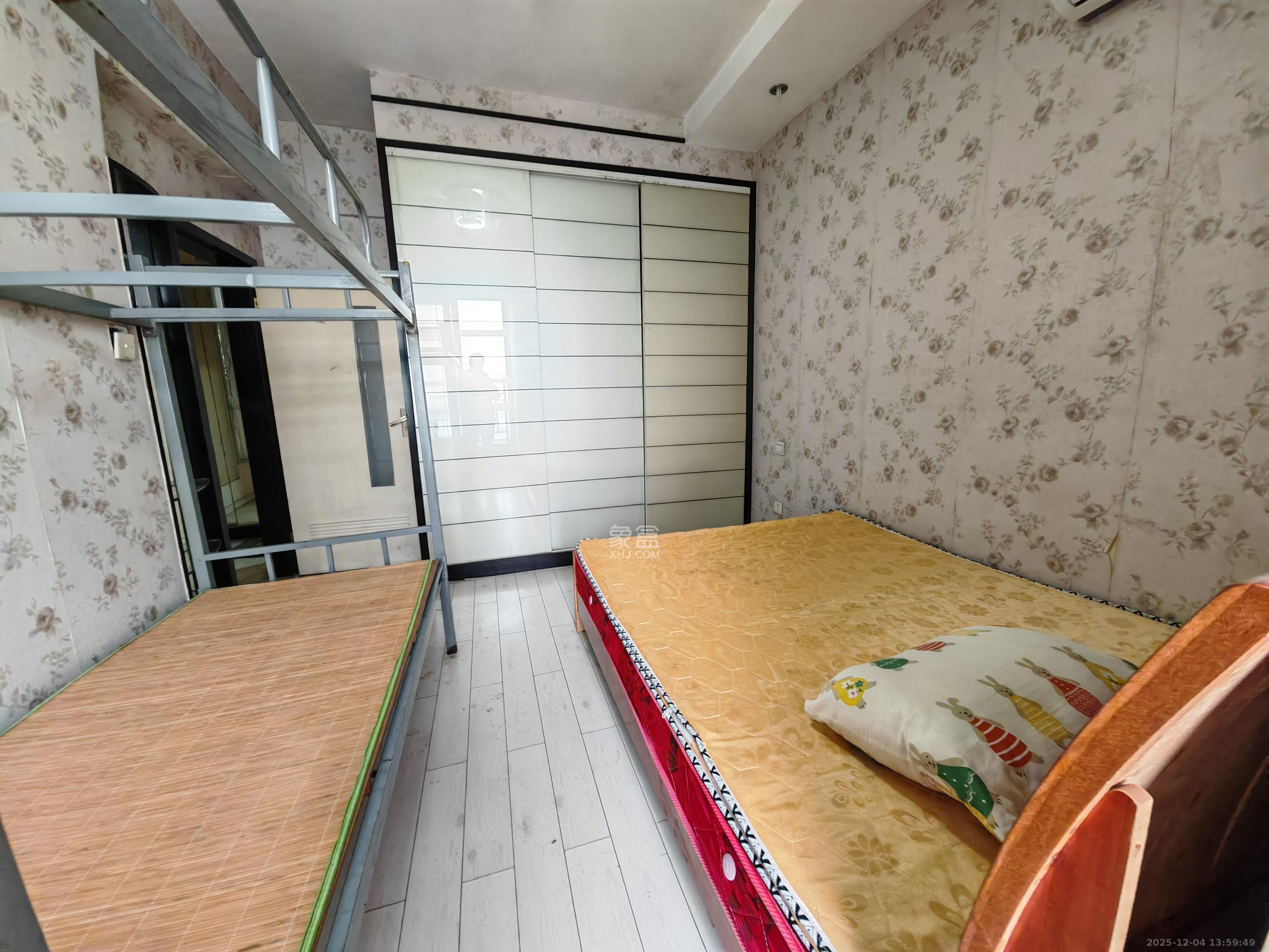 嘉盛奥美城  3室2厅1卫    2500.0元/月室内图