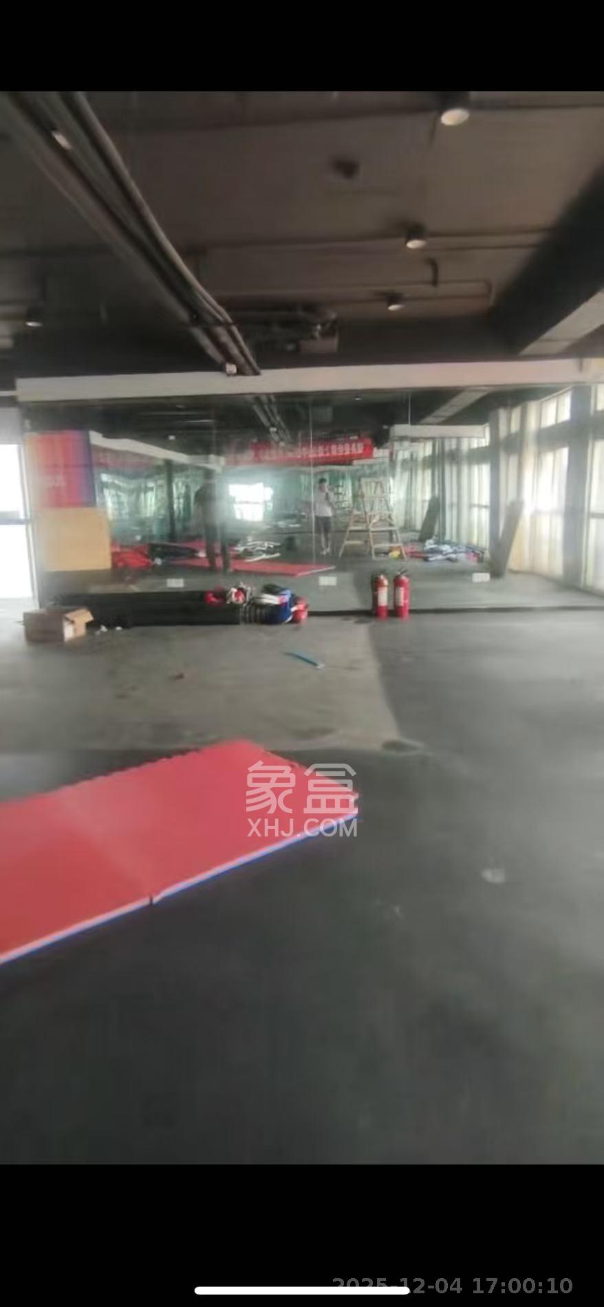 中隆国际大厦   247.0㎡      12000.0元/月室内图