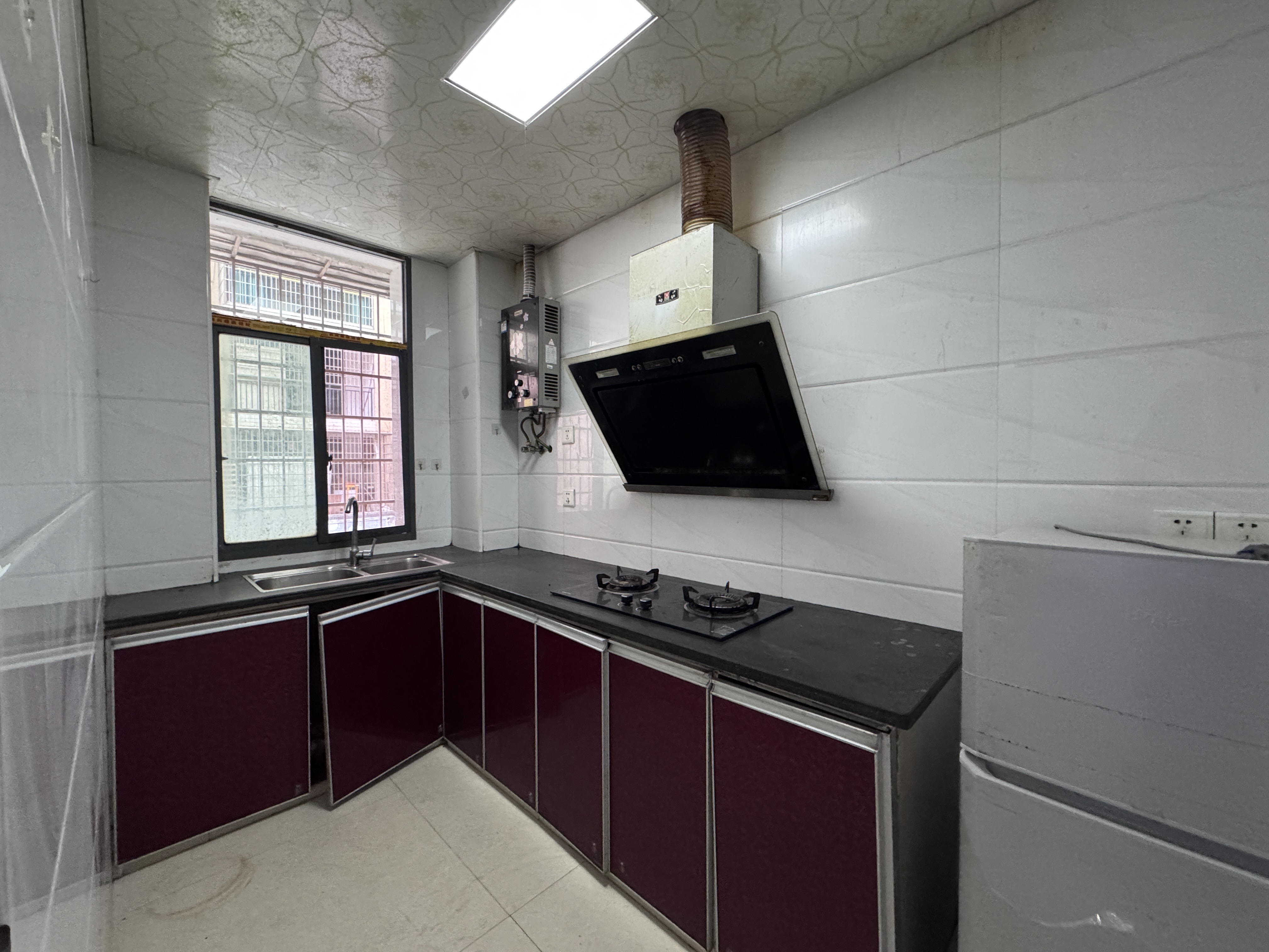 长湖小区 1室0厅0卫 1200.0元/月 长湖小区 1室0厅0卫 1200.0元/月室内图