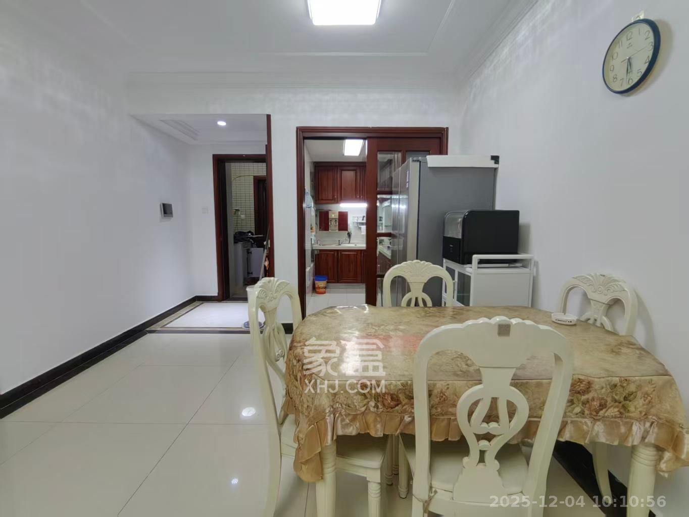 恒大城 2室2厅1卫 2000.0元/月 恒大城 2室2厅1卫 2000.0元/月室内图