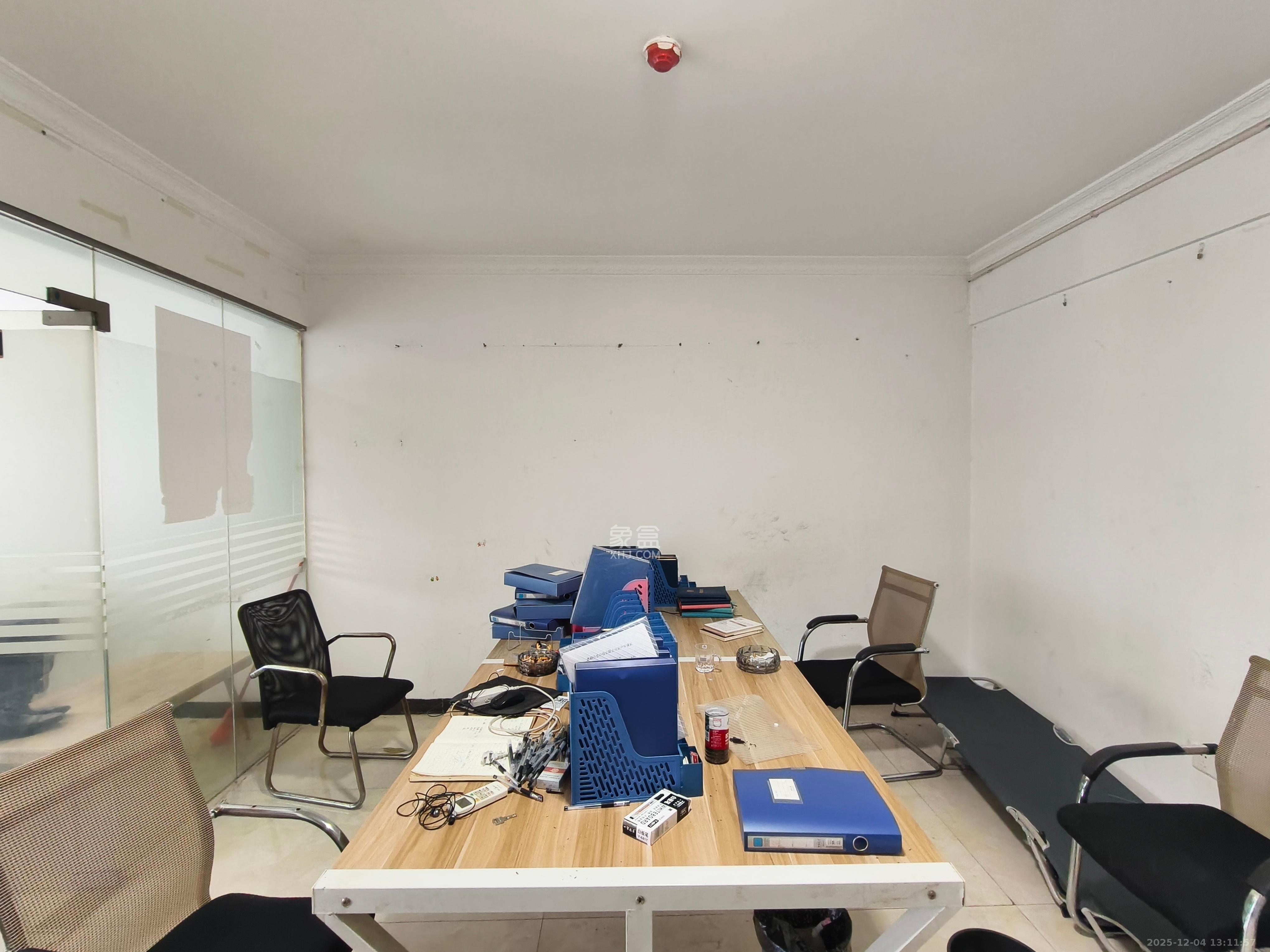 喜地时代广场（中环大厦）   55.0㎡      2100.0元/月室内图