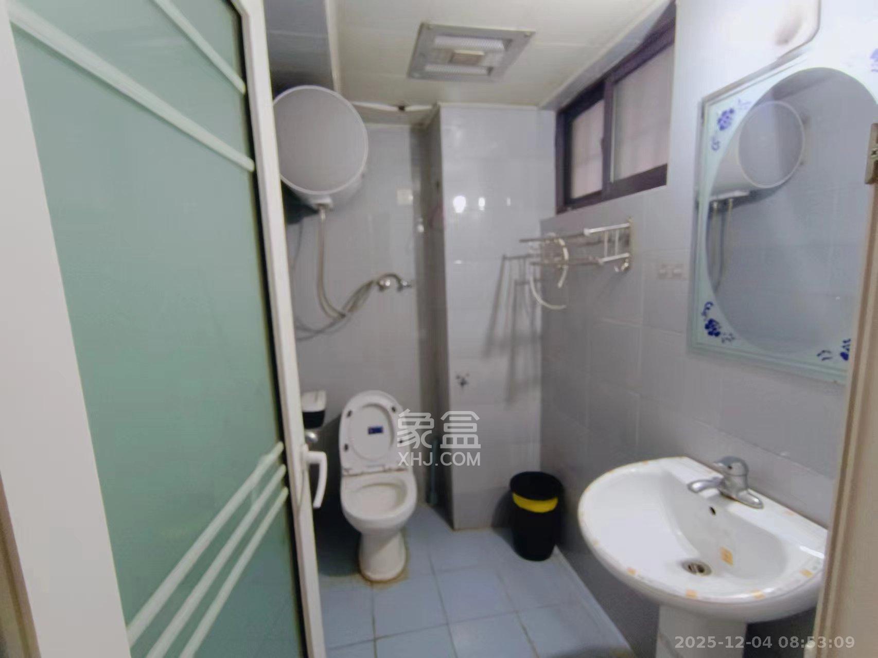 阳光100二期 1室1厅1卫 1200.0元/月 阳光100二期 1室1厅1卫 1200.0元/月室内图