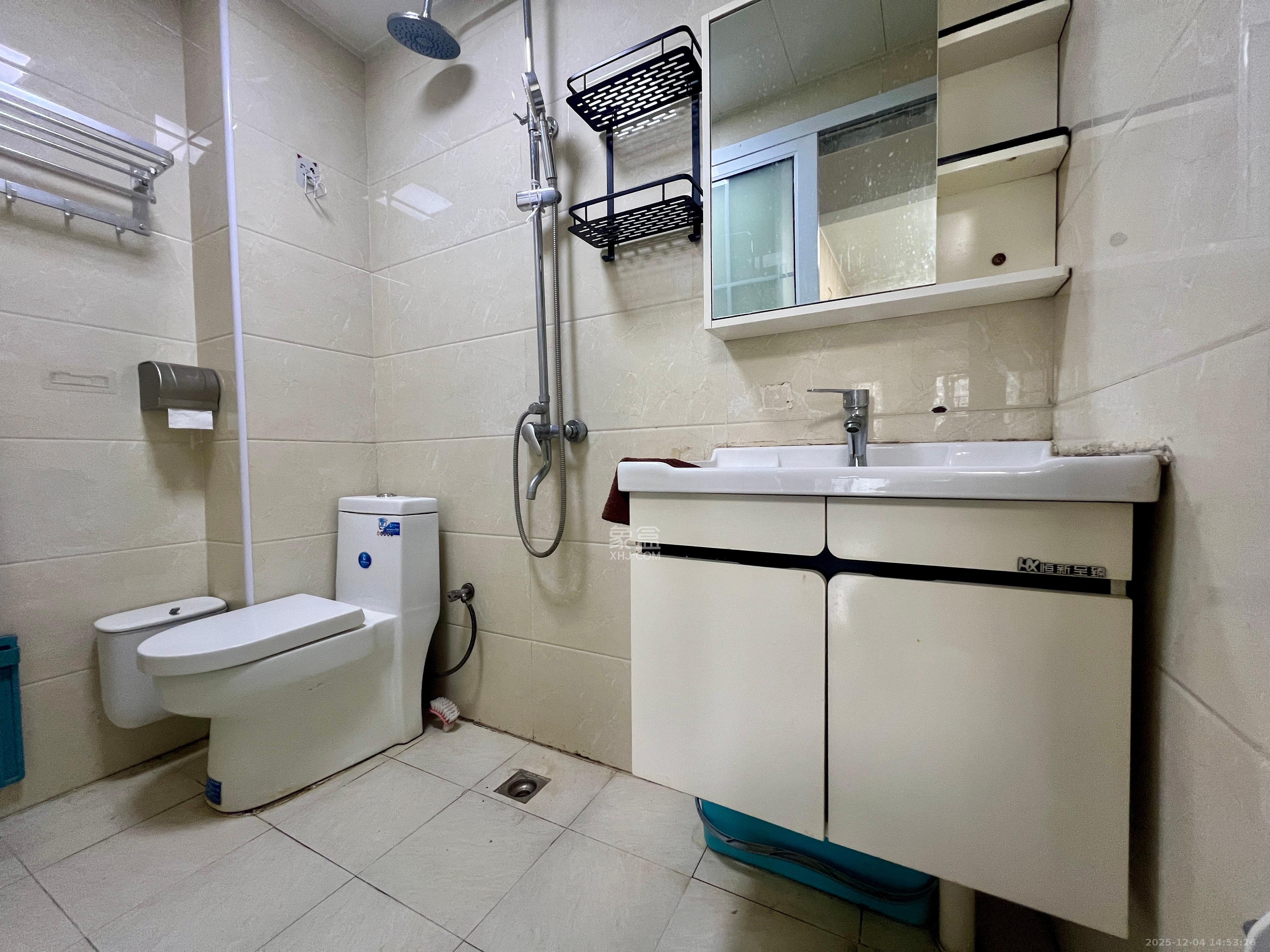 欧亚达国际广场  1室1厅1卫    1700.0元/月室内图