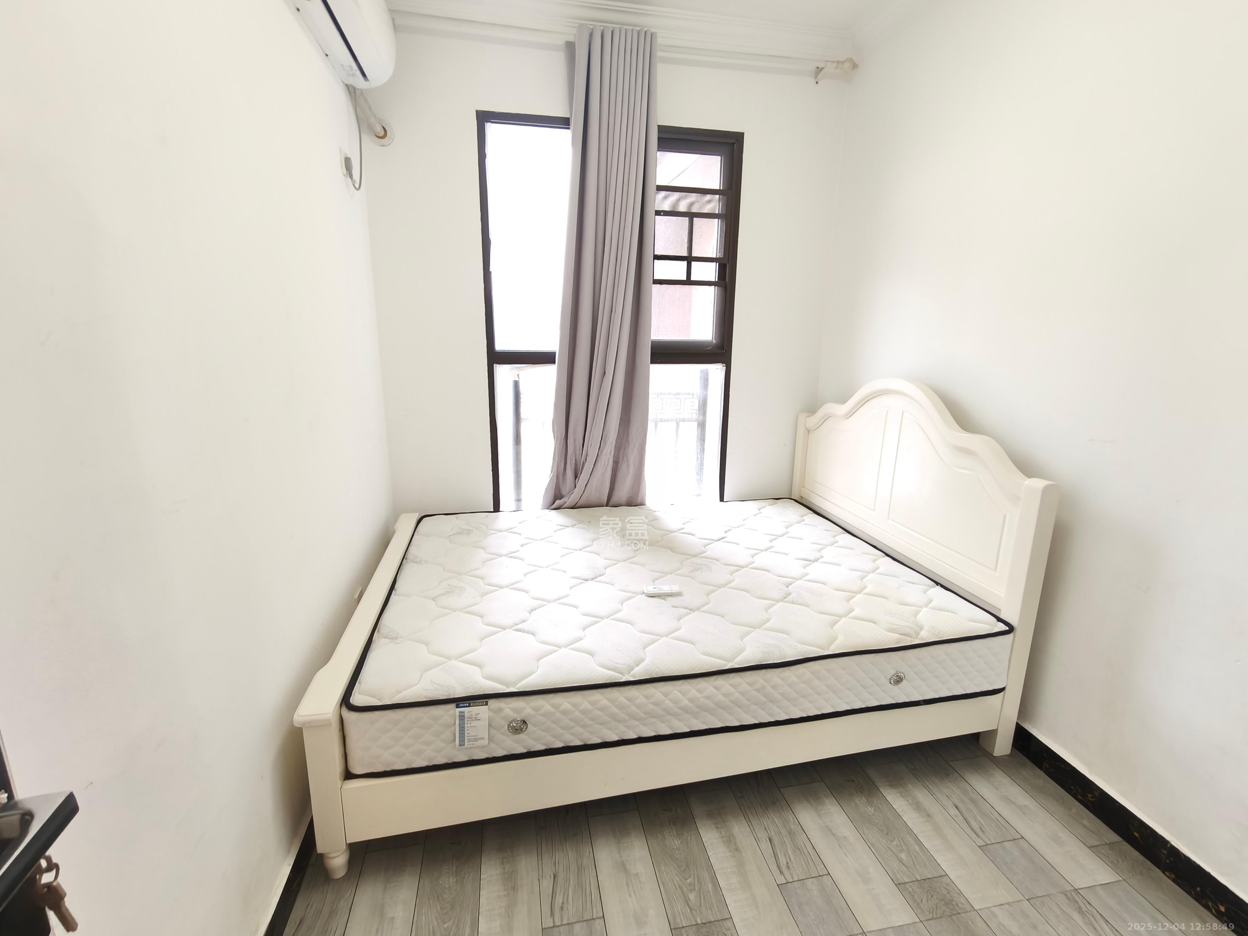 上园商住小区  1室0厅0卫    2700.0元/月室内图