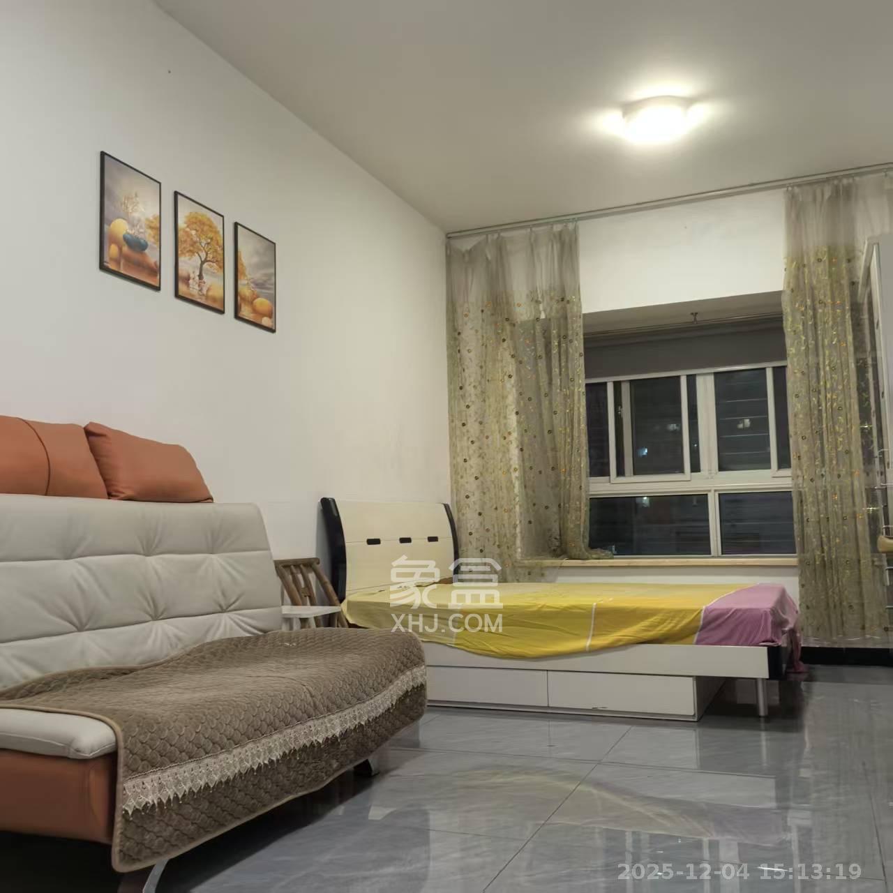 都市晨光  1室1厅1卫    1300.0元/月