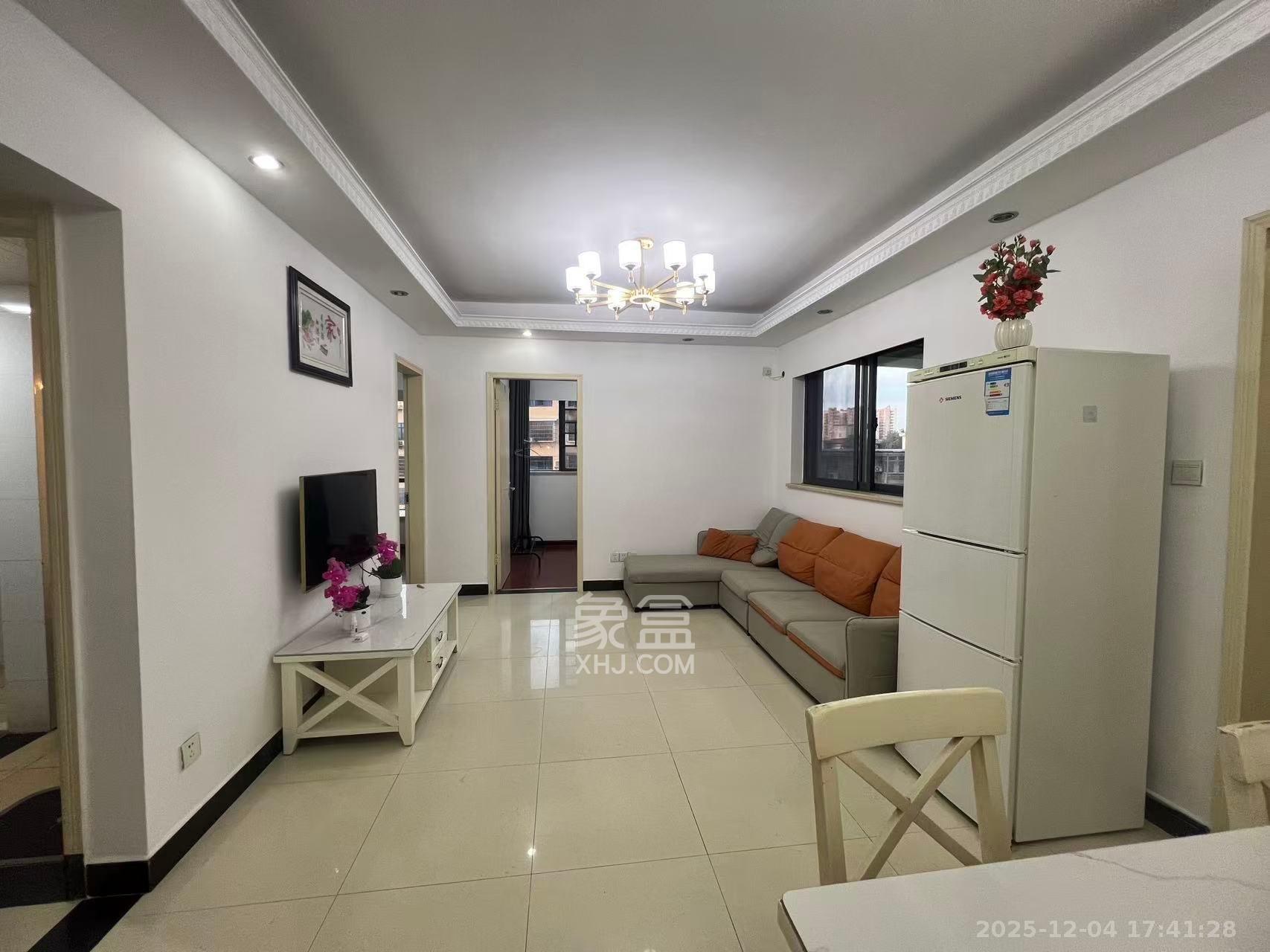 兰亭峰景  3室1厅1卫    2300.0元/月