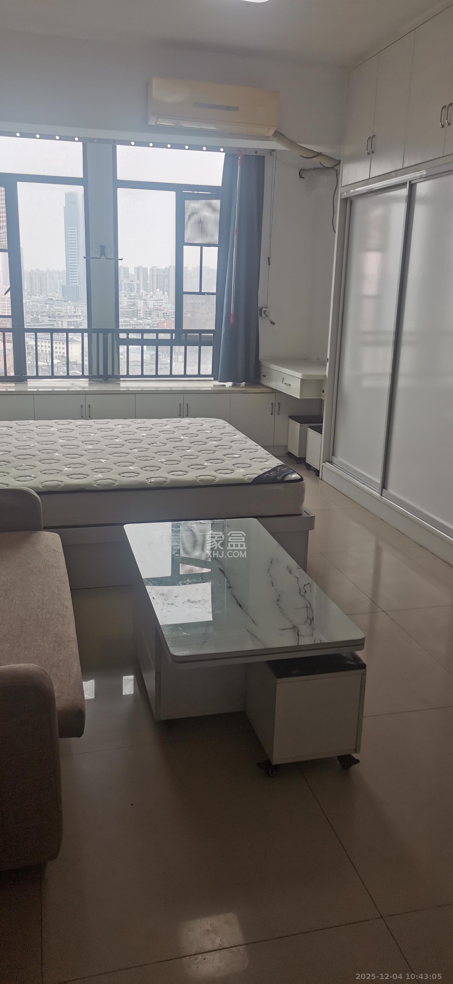 融圣国际  1室1厅1卫    1600.0元/月室内图