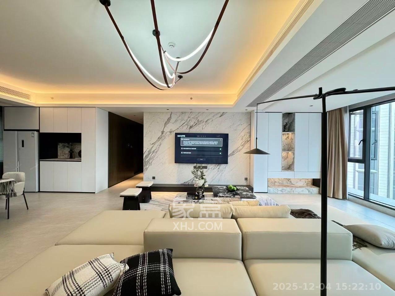 中海阅湘台  4室2厅3卫    15800.0元/月室内图