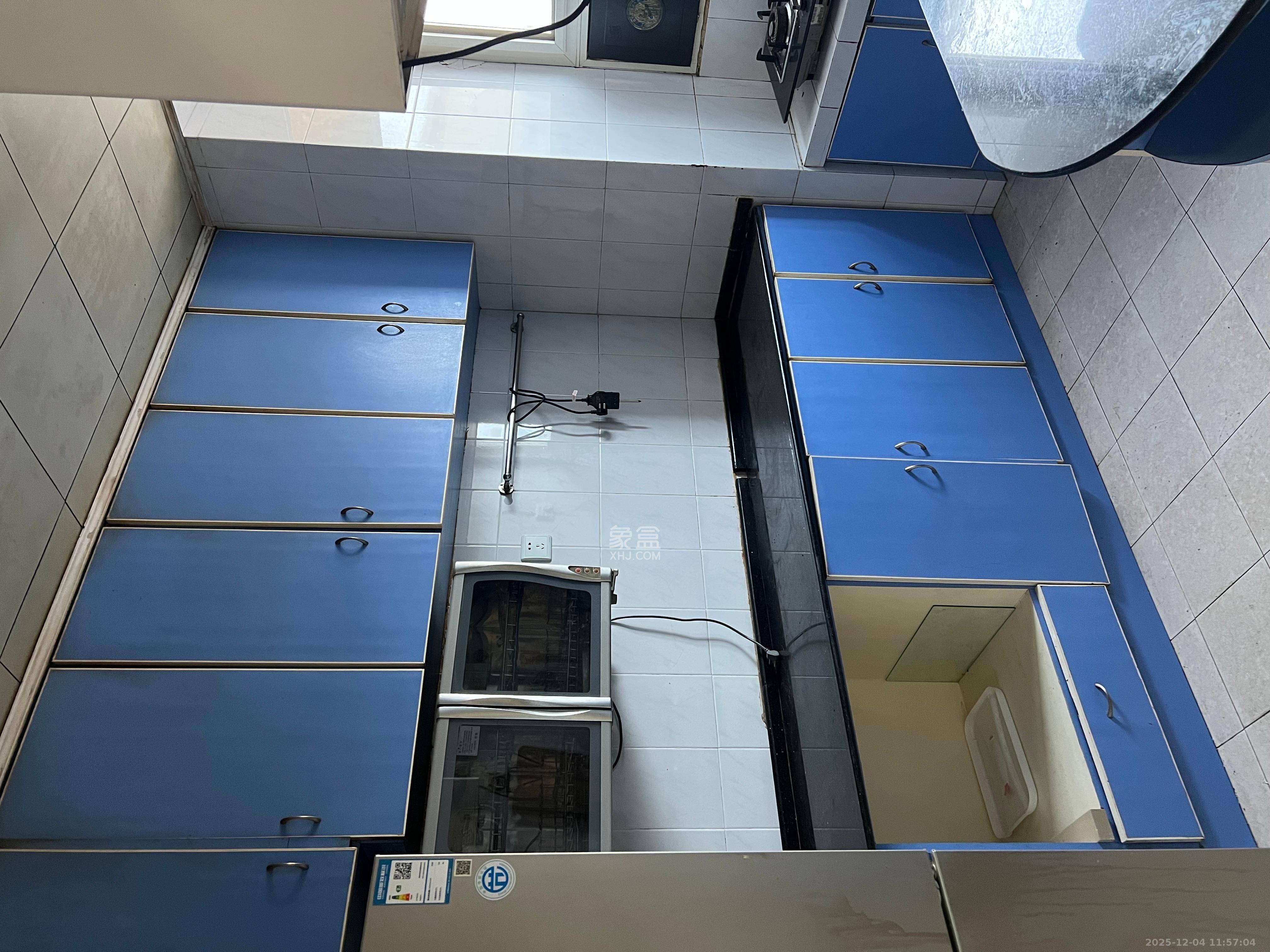 白沙苑  3室2厅2卫    1500.0元/月室内图