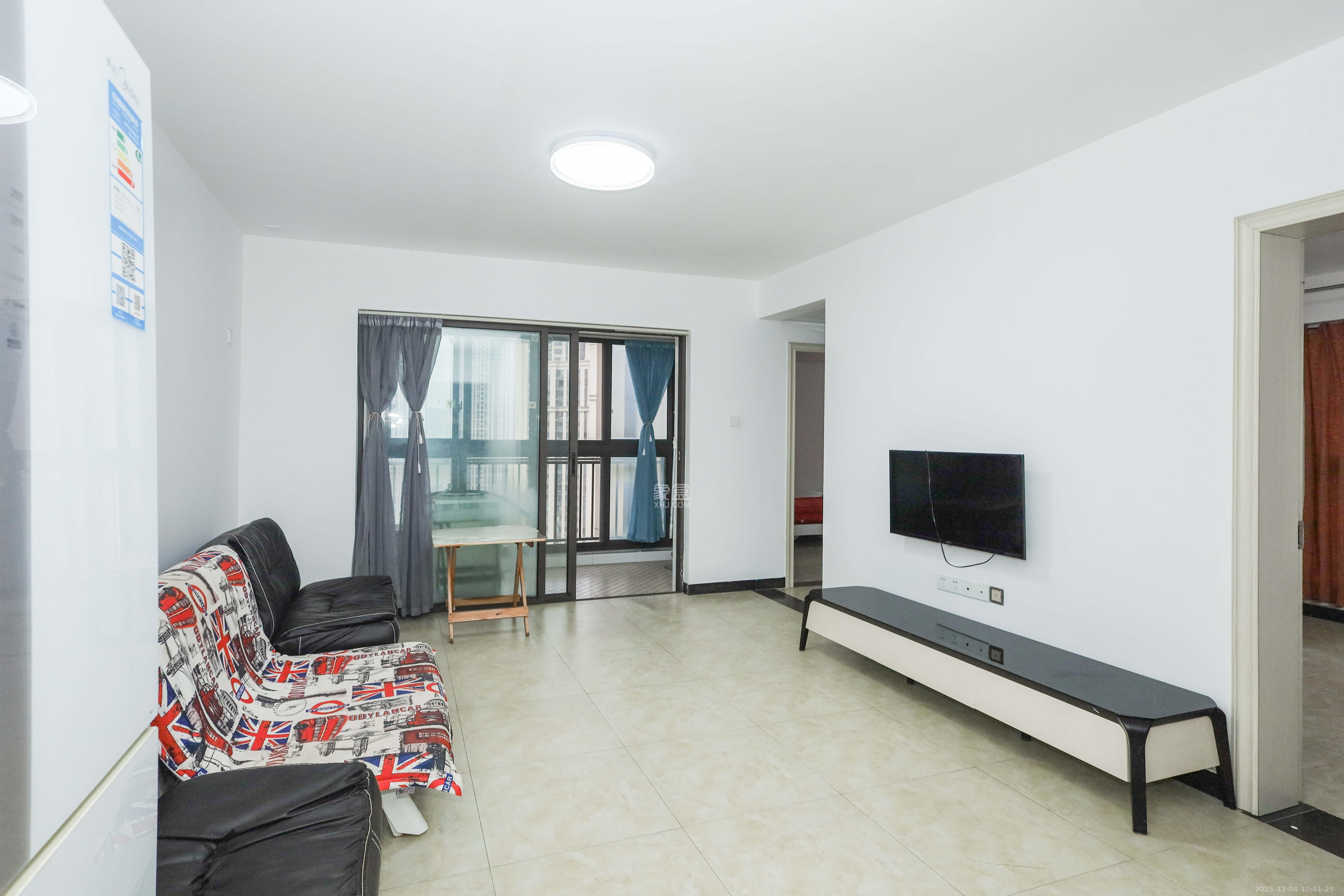 梅溪湖合能璞丽 1室2厅1卫 95.0万 梅溪湖合能璞丽 1室2厅1卫 95.0万客厅