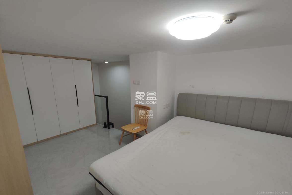 时代MOMA云PARK 1室1厅1卫 2400.0元/月 时代MOMA云PARK 1室1厅1卫 2400.0元/月室内图