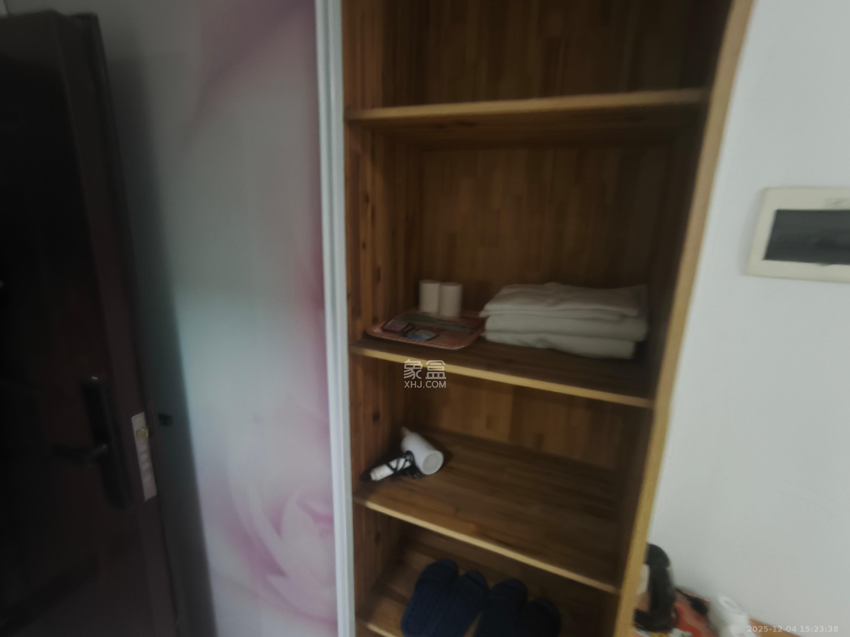 锦湘国际星城三期（锦绣苑）  1室0厅0卫    1600.0元/月