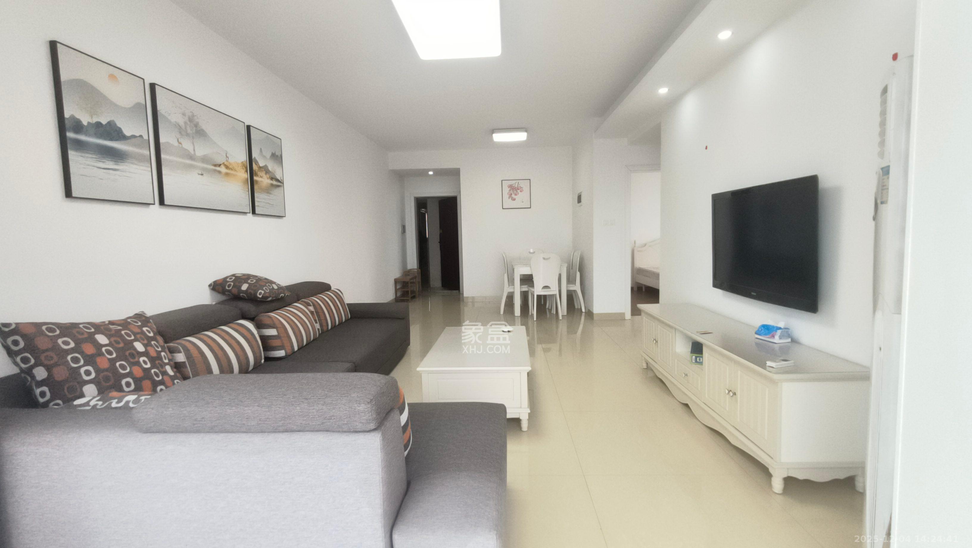 恒广国际景园一二区 2室2厅1卫 2100.0元/月 恒广国际景园一二区 2室2厅1卫 2100.0元/月室内图