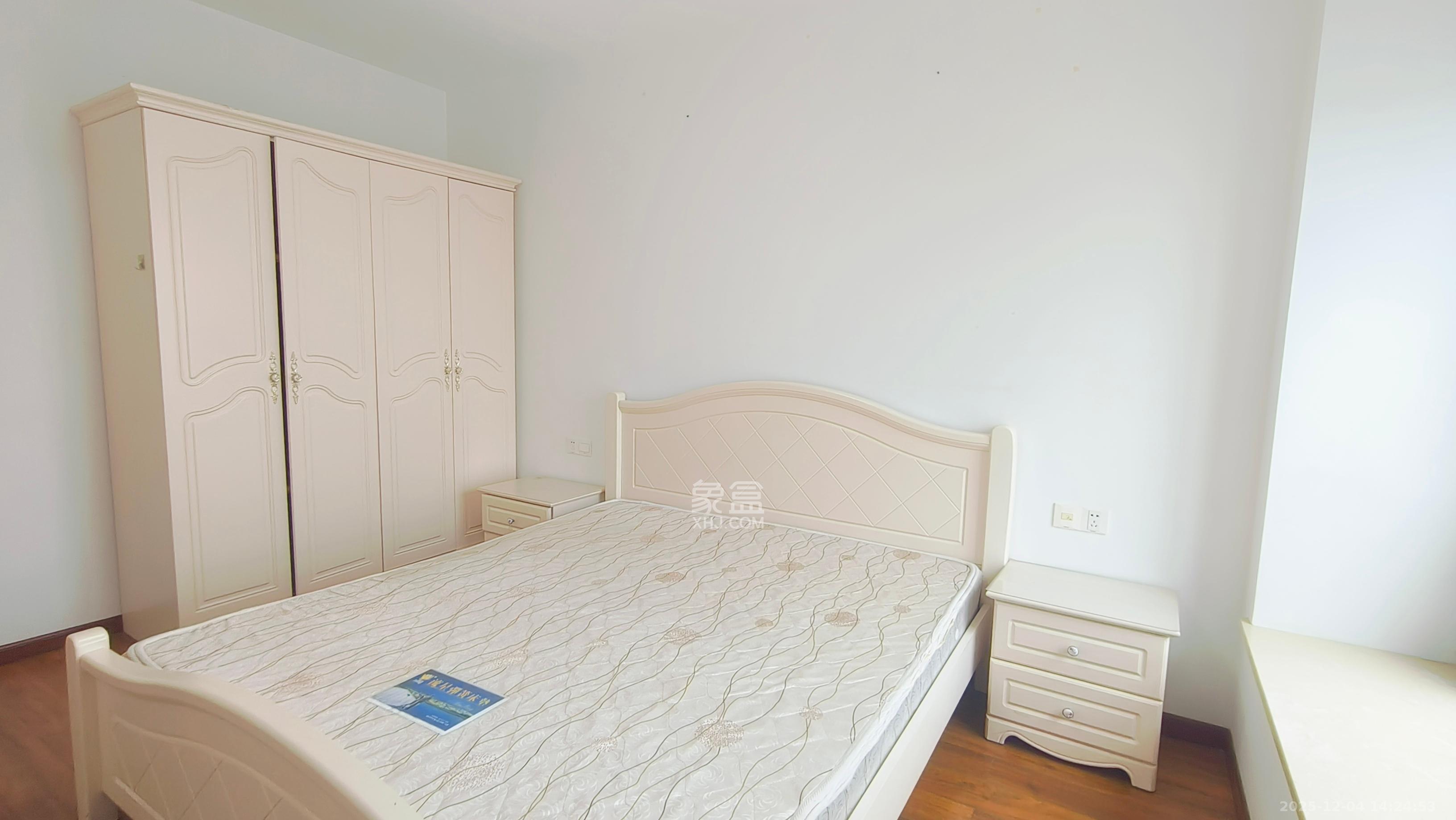 恒广国际景园一二区  2室2厅1卫    2100.0元/月室内图