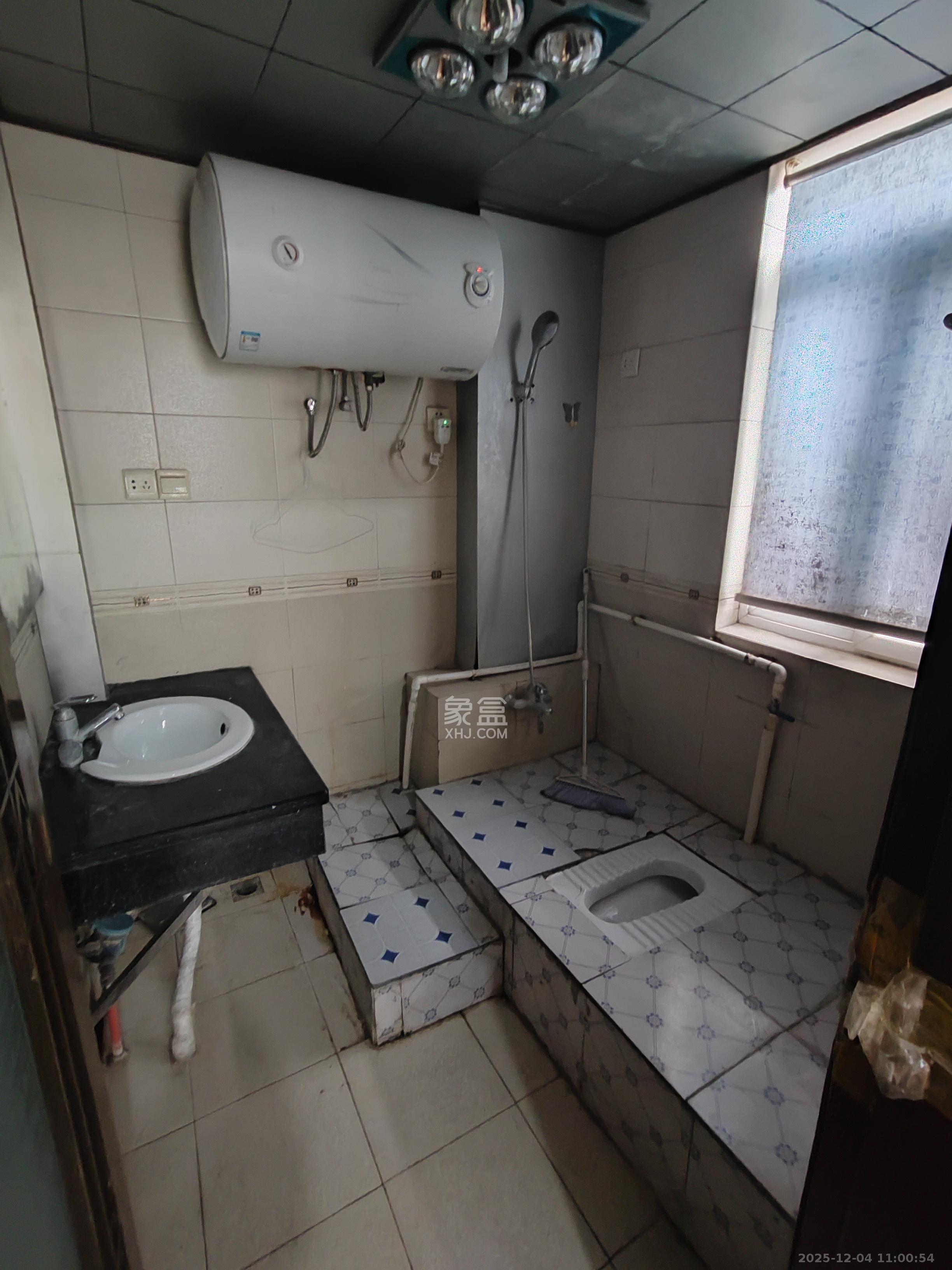 五一华府 3室1厅2卫 4000.0元/月 五一华府 3室1厅2卫 4000.0元/月室内图