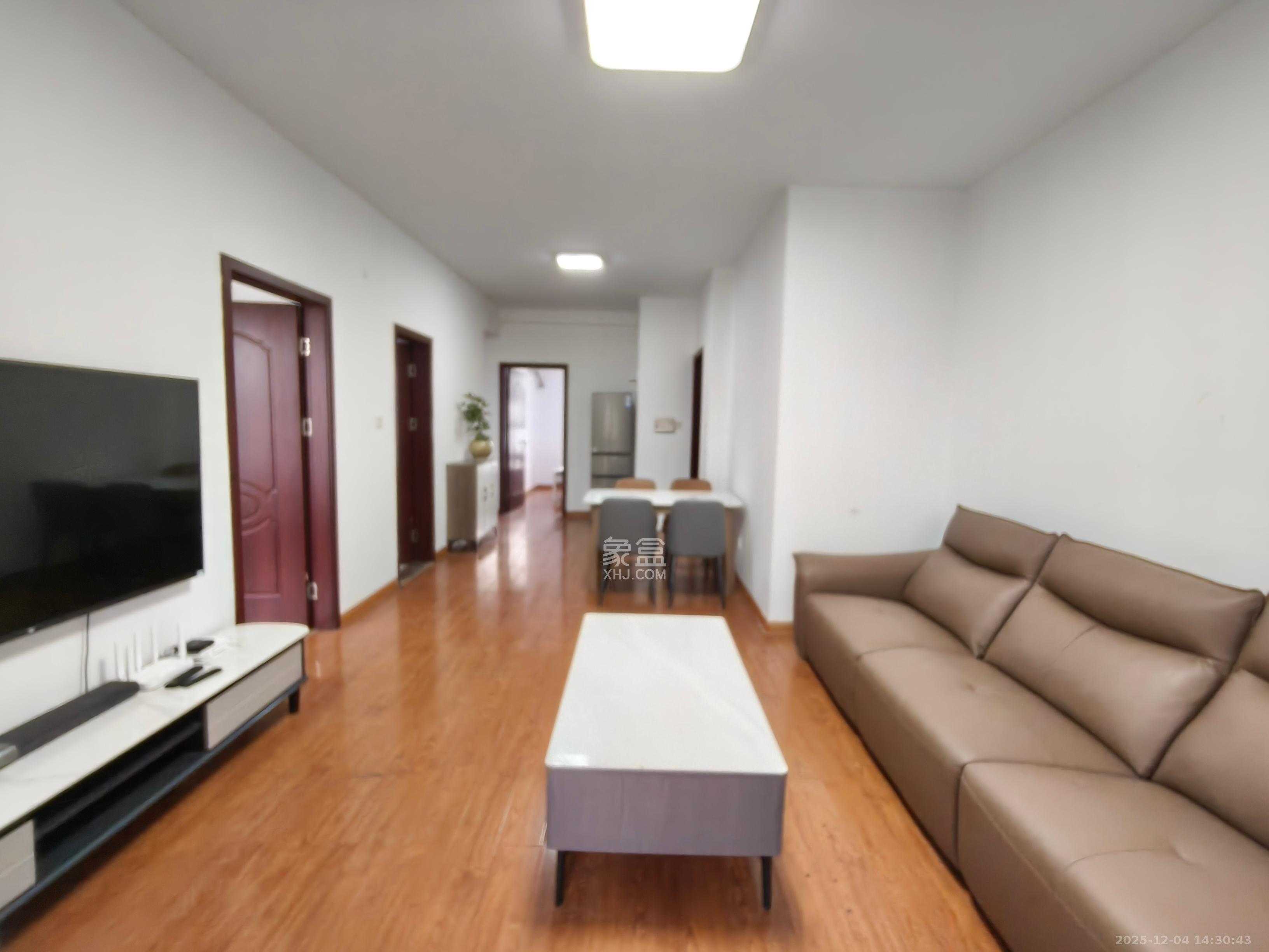 奥林匹克花园贡院一期 3室2厅1卫 2300.0元/月 奥林匹克花园贡院一期 3室2厅1卫 2300.0元/月室内图