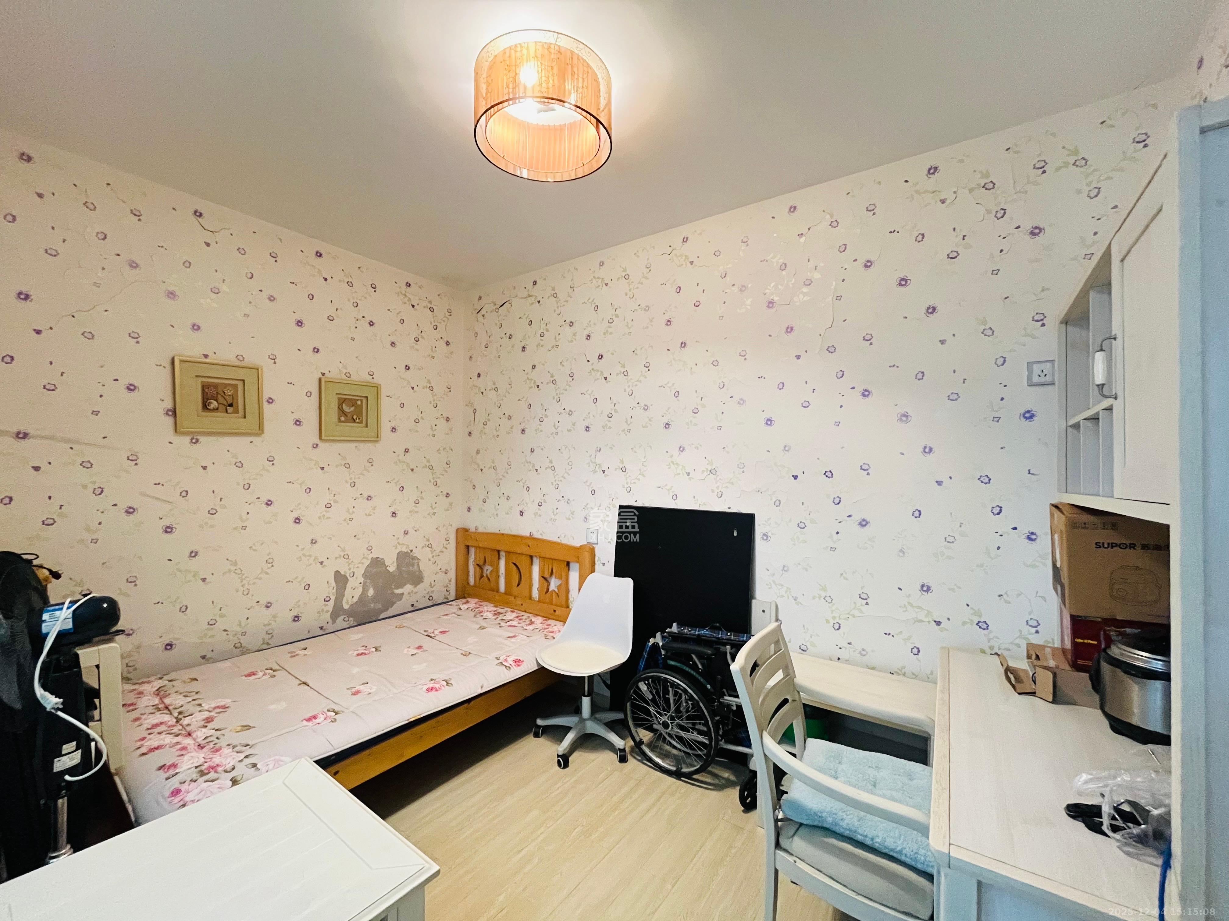 汇都公寓 3室2厅1卫 2000.0元/月 汇都公寓 3室2厅1卫 2000.0元/月室内图