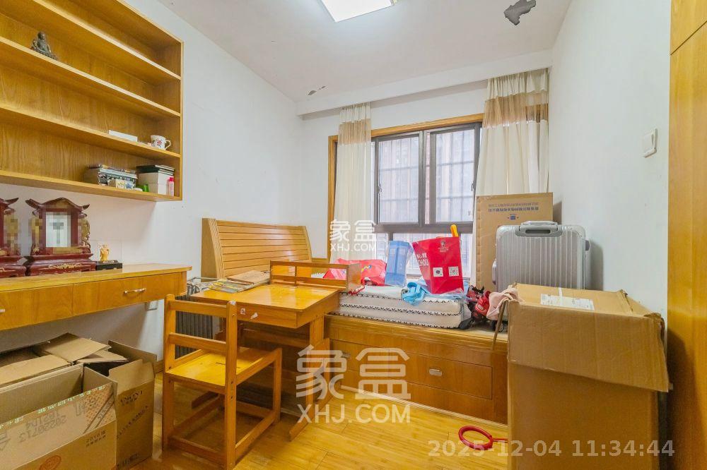 华润凤凰城三期 3室2厅2卫 1900.0元/月 华润凤凰城三期 3室2厅2卫 1900.0元/月室内图