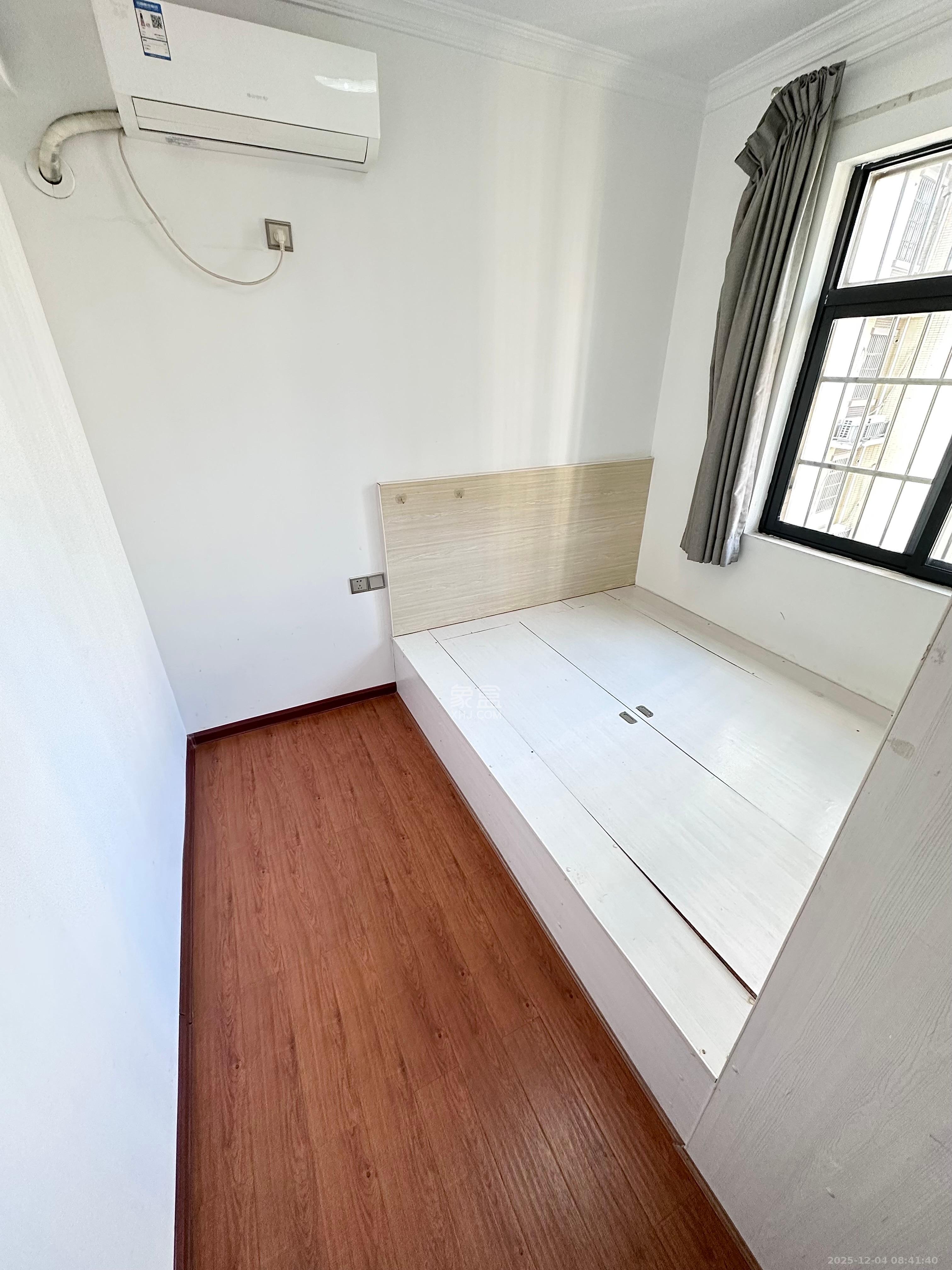 景塘家园 3室0厅0卫 2300.0元/月 景塘家园 3室0厅0卫 2300.0元/月室内图