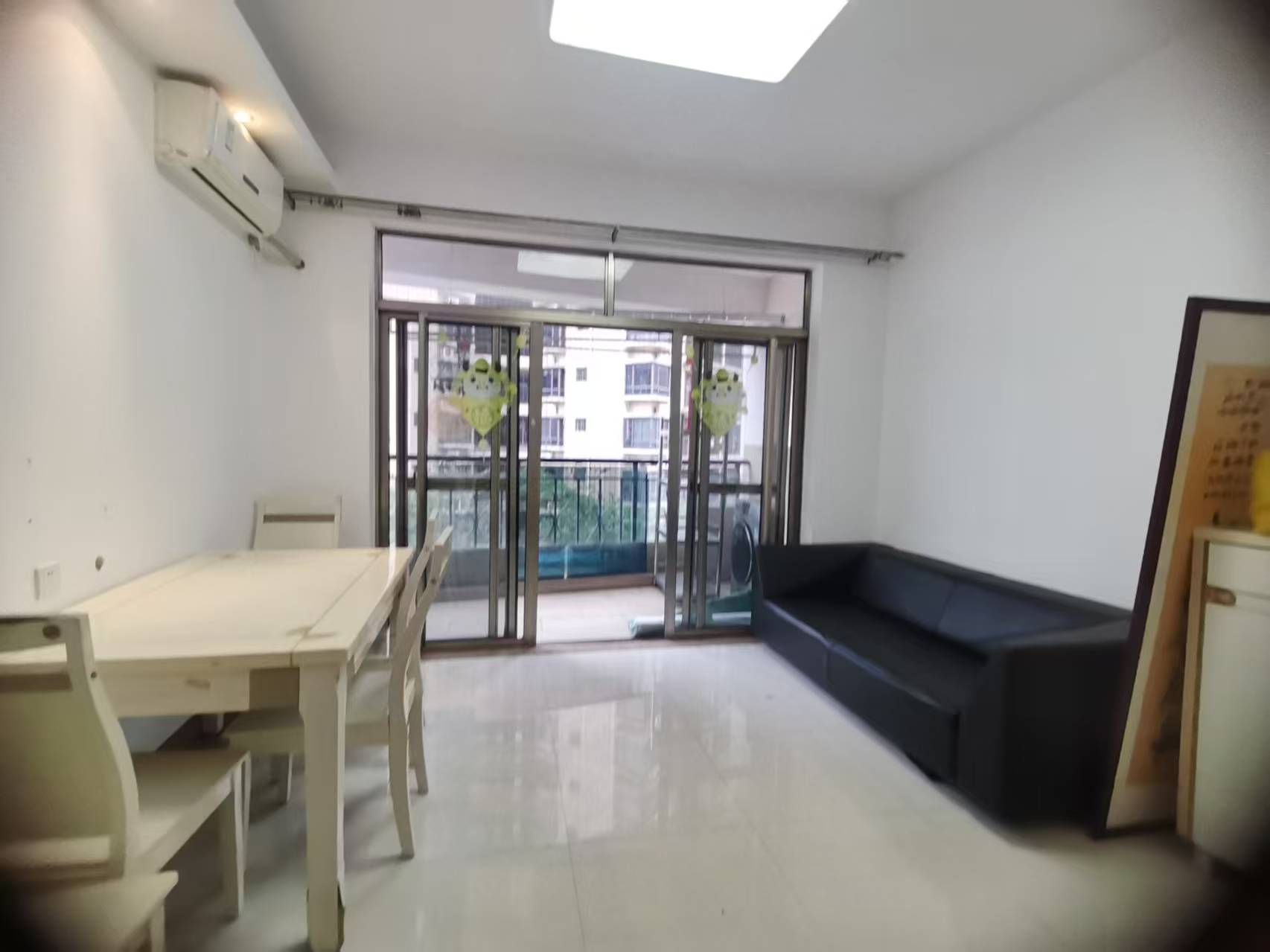 泉海好家园  2室2厅1卫    105.0万