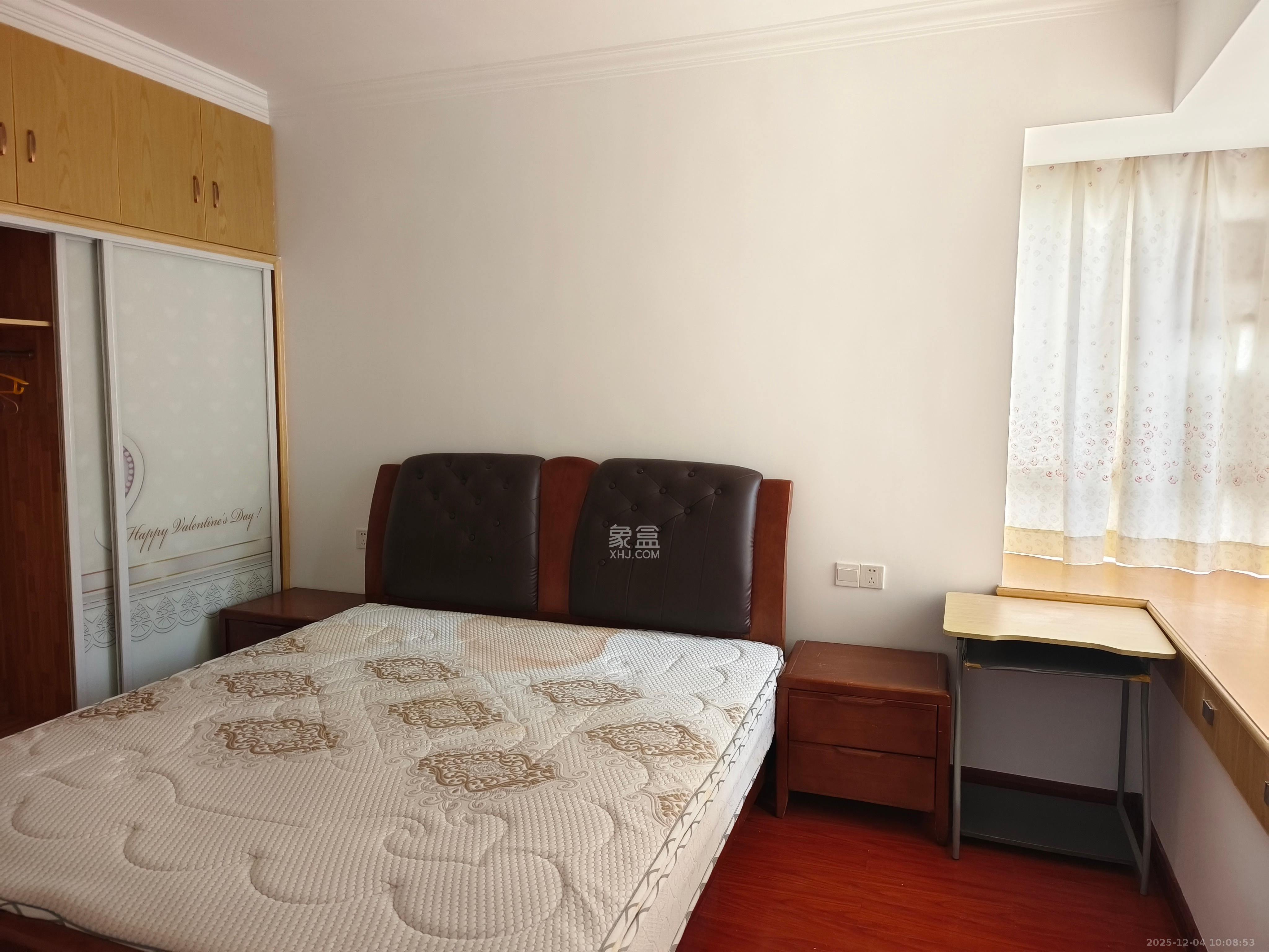 山语城二期 1室2厅2卫 2000.0元/月 山语城二期 1室2厅2卫 2000.0元/月室内图