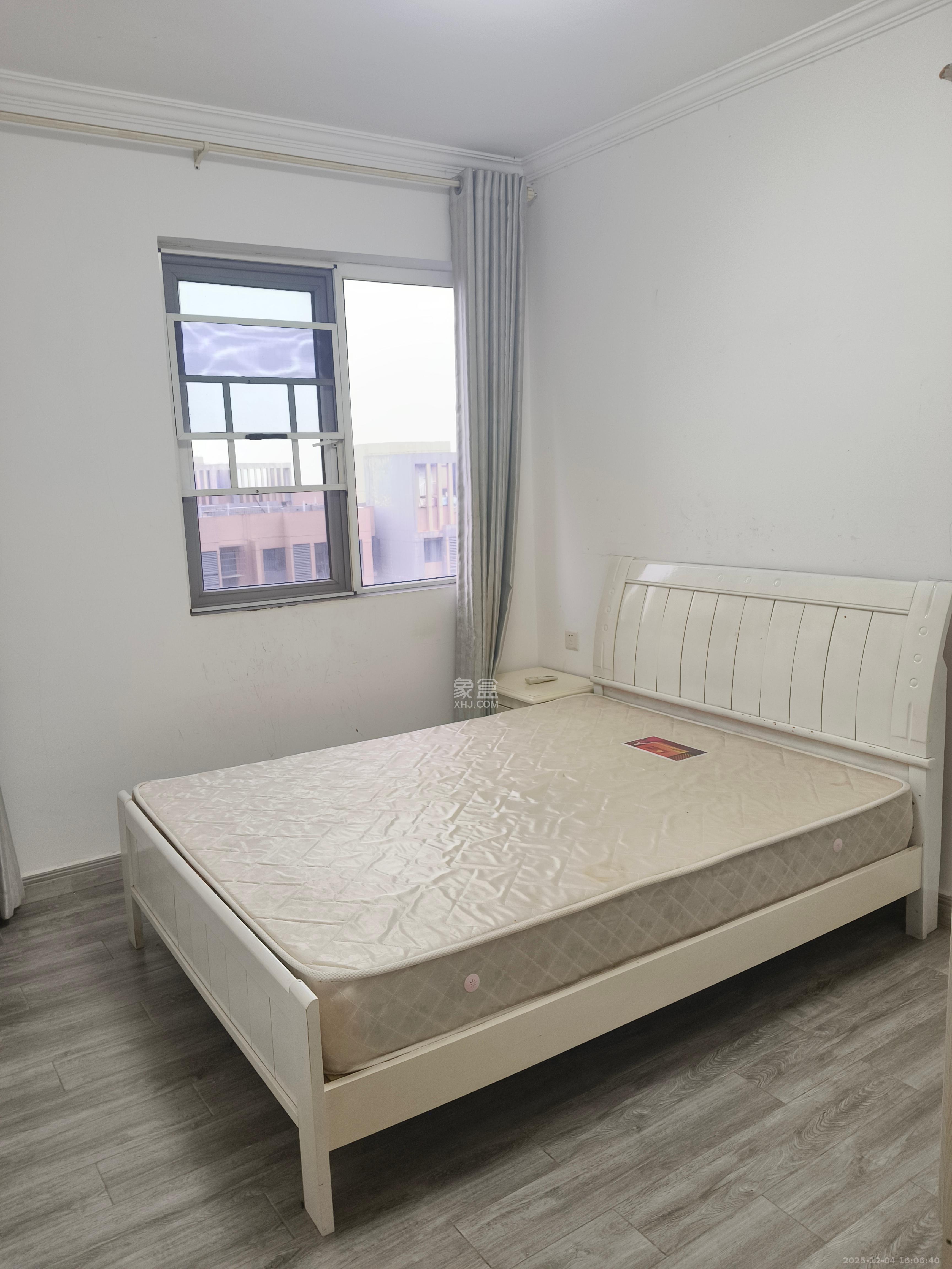 朝正美苑  3室2厅2卫    2700.0元/月室内图