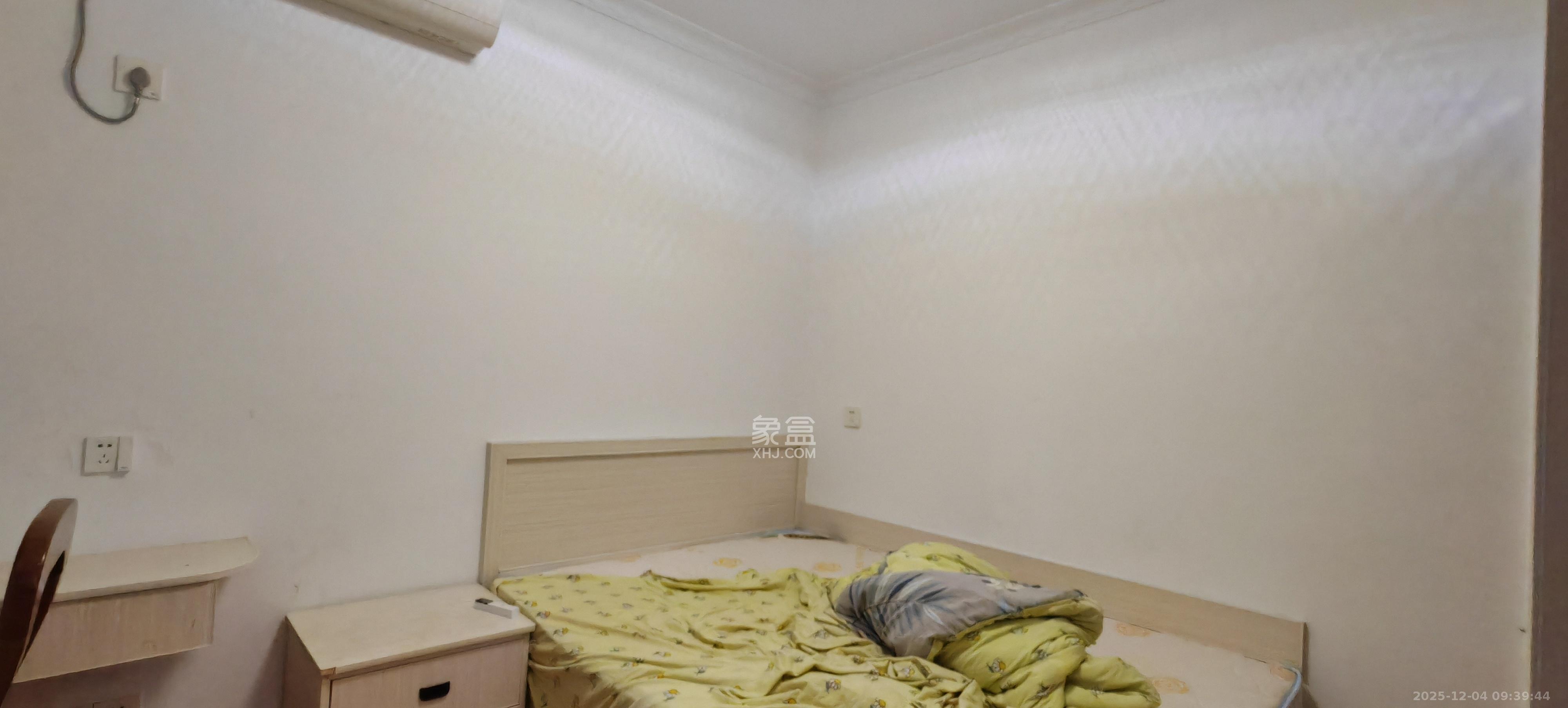 东方美地 3室2厅1卫 2400.0元/月 东方美地 3室2厅1卫 2400.0元/月室内图