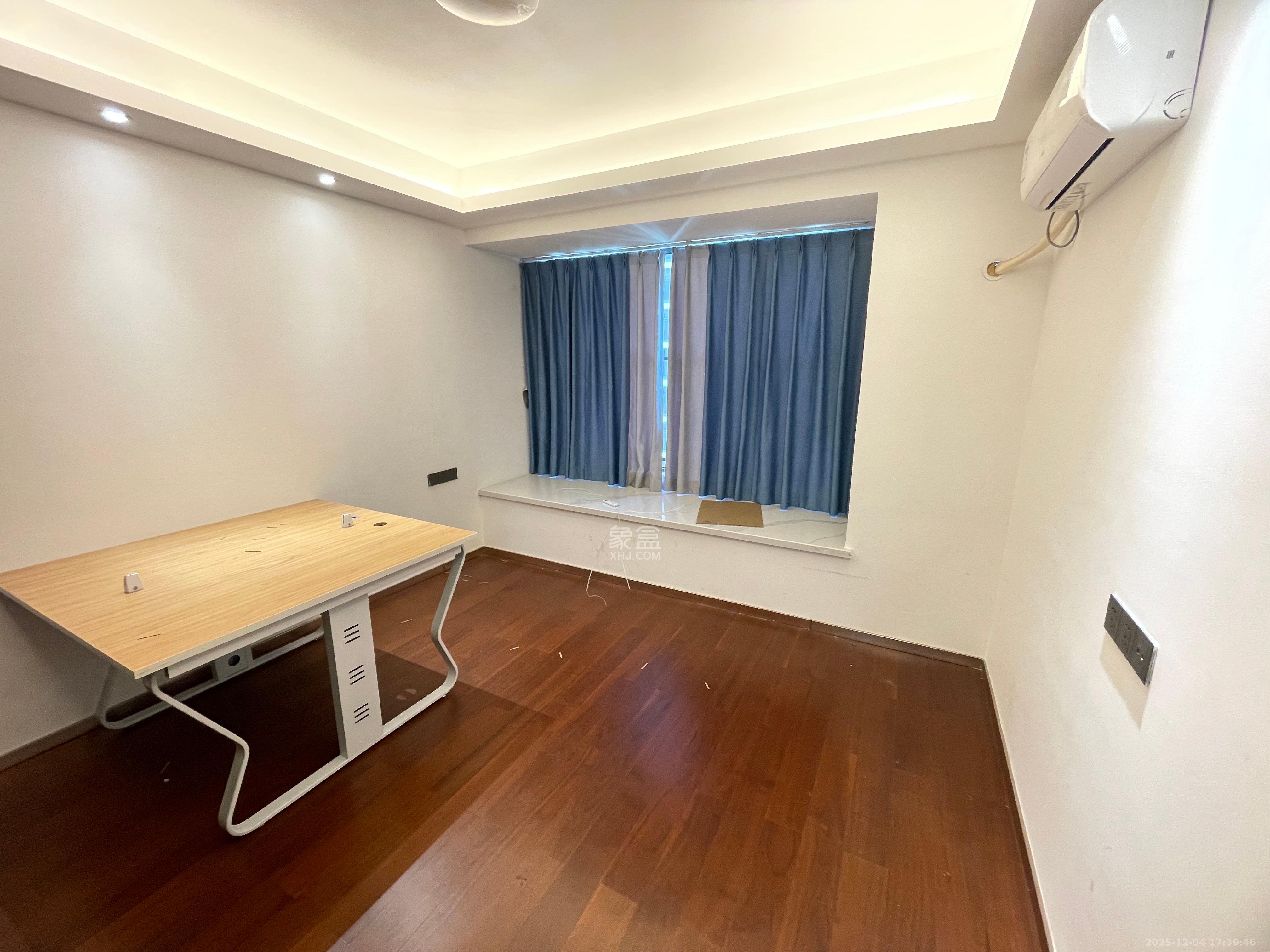 旭辉雨花郡 4室2厅2卫 4000.0元/月 旭辉雨花郡 4室2厅2卫 4000.0元/月室内图