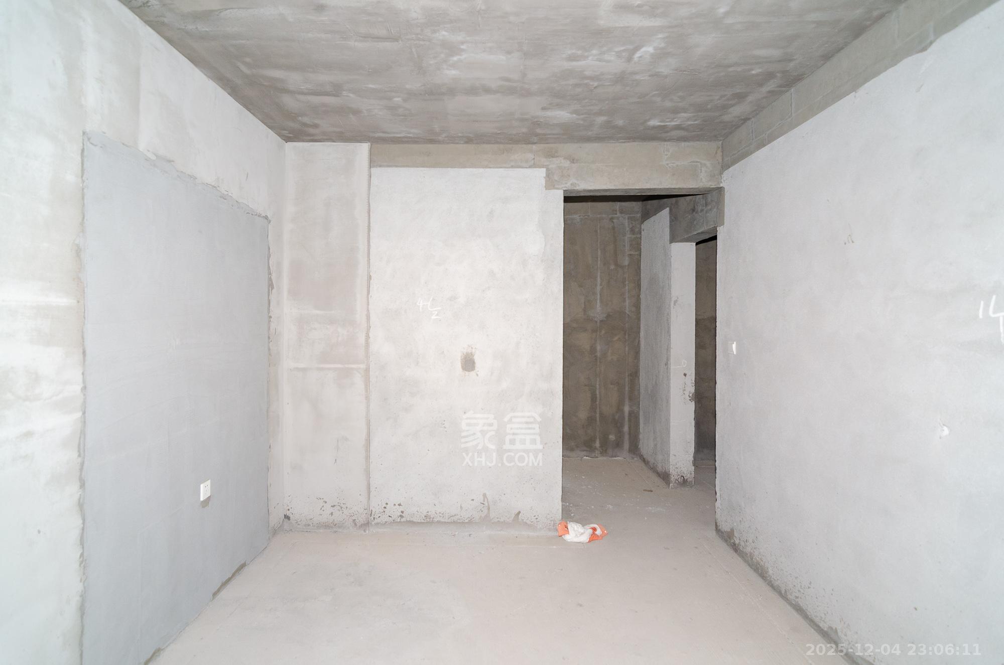 澳海望洲府 3室2厅2卫 46.5万 澳海望洲府 3室2厅2卫 46.5万卧室