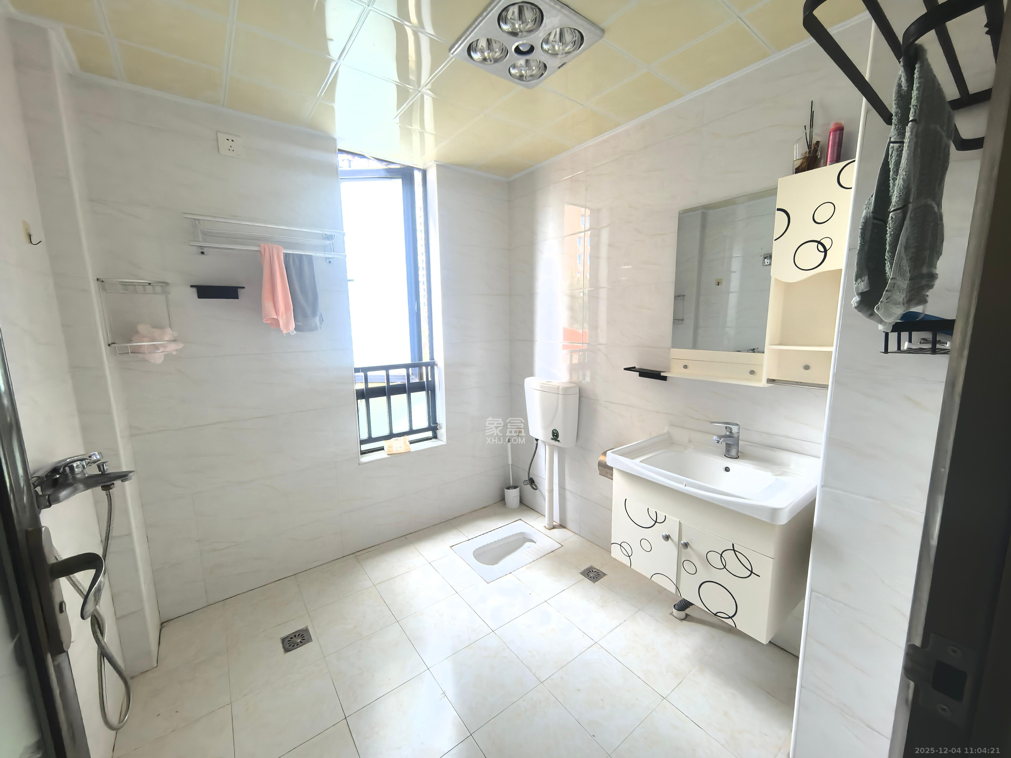 荣悦台  2室2厅1卫    3500.0元/月室内图