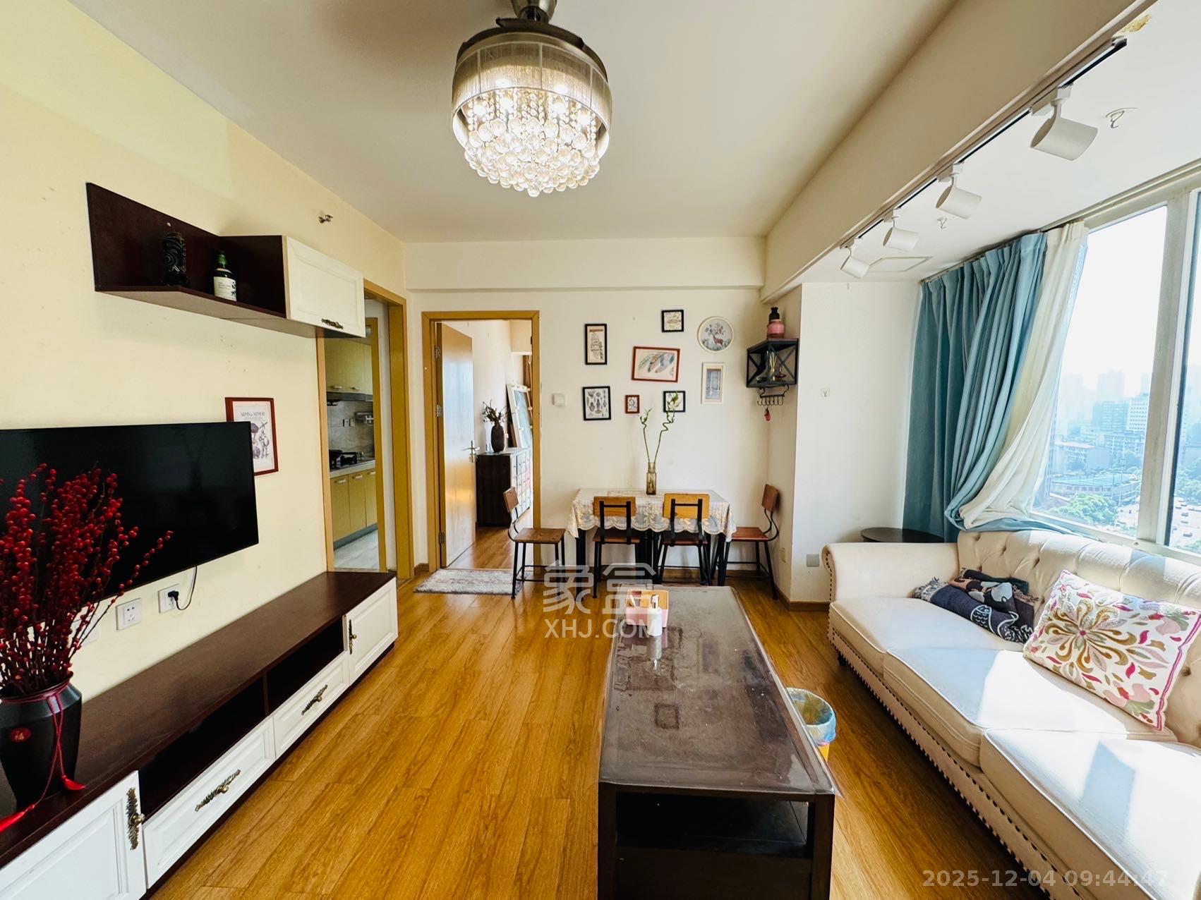 北辰三角洲E3区  1室1厅1卫    3000.0元/月室内图1