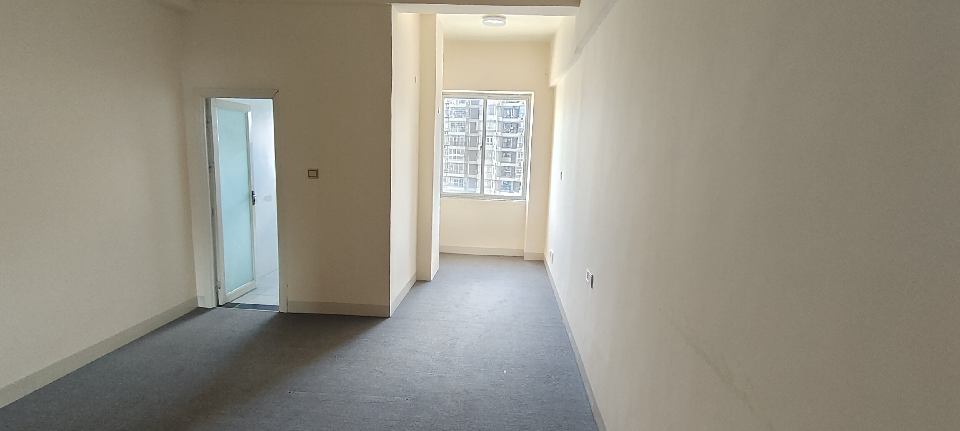 星华商厦 3室2厅2卫 3600.0元/月 星华商厦 3室2厅2卫 3600.0元/月室内图