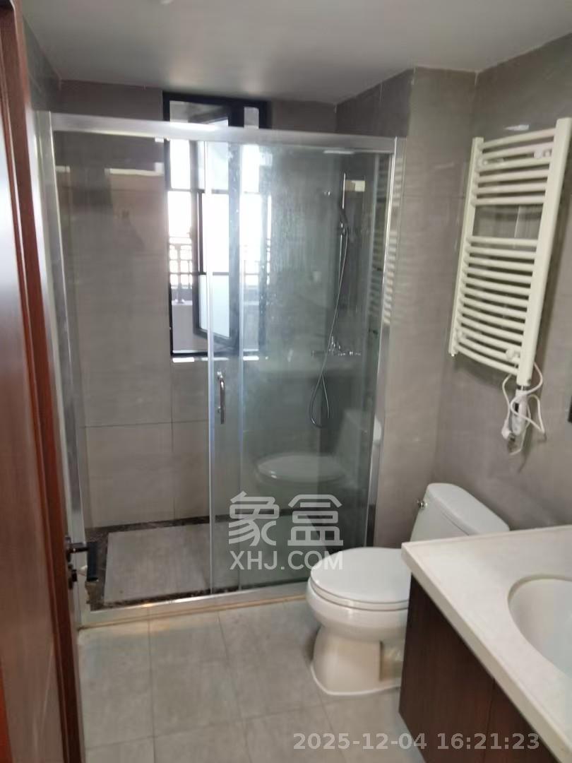 绿地长沙城际空间站(柏仕佳苑) 3室2厅2卫 3200.0元/月 绿地长沙城际空间站(柏仕佳苑) 3室2厅2卫 3200.0元/月室内图