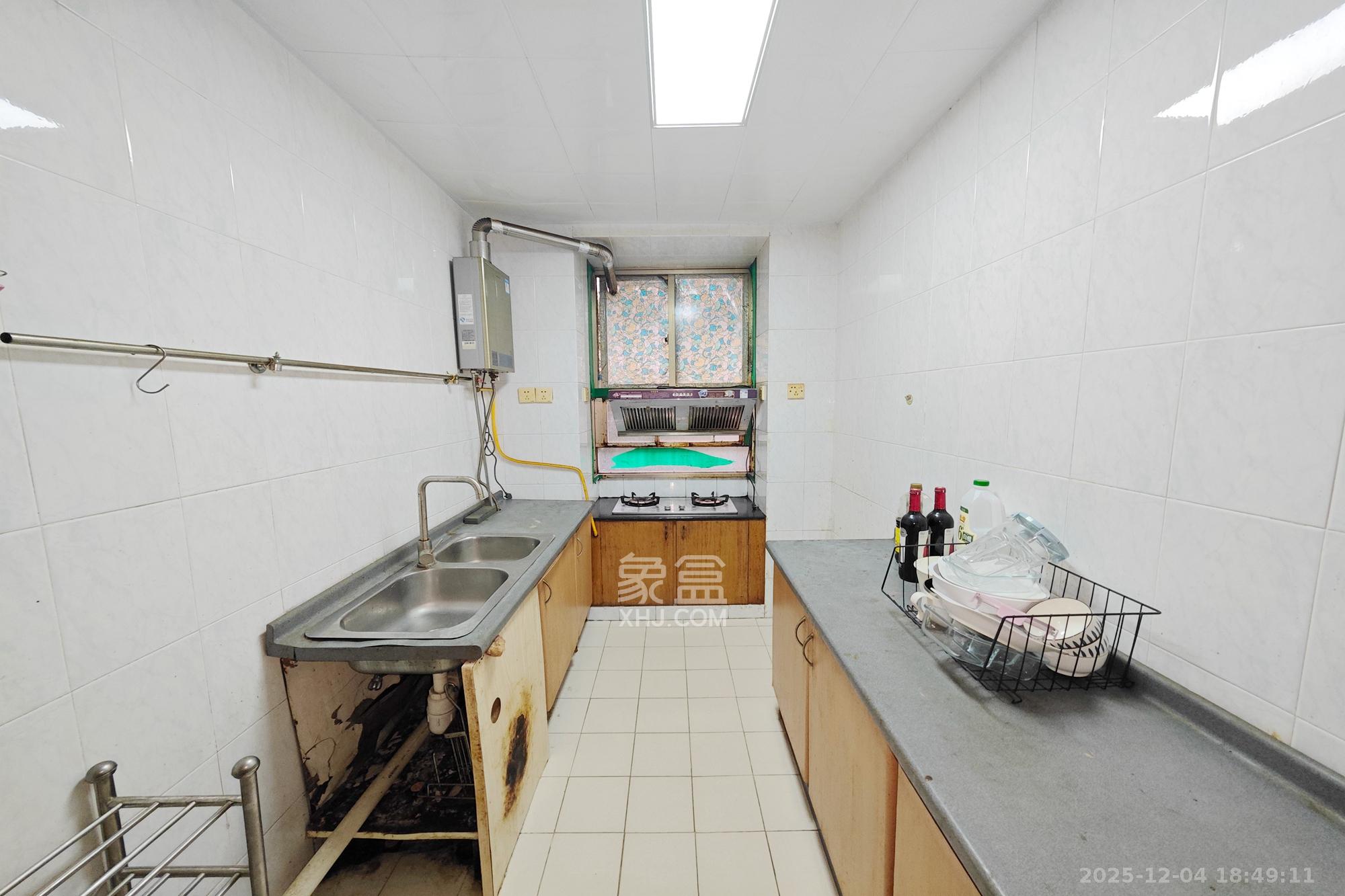 金叶公寓（原省烟草公司宿舍）  3室2厅1卫    83.0万厨房